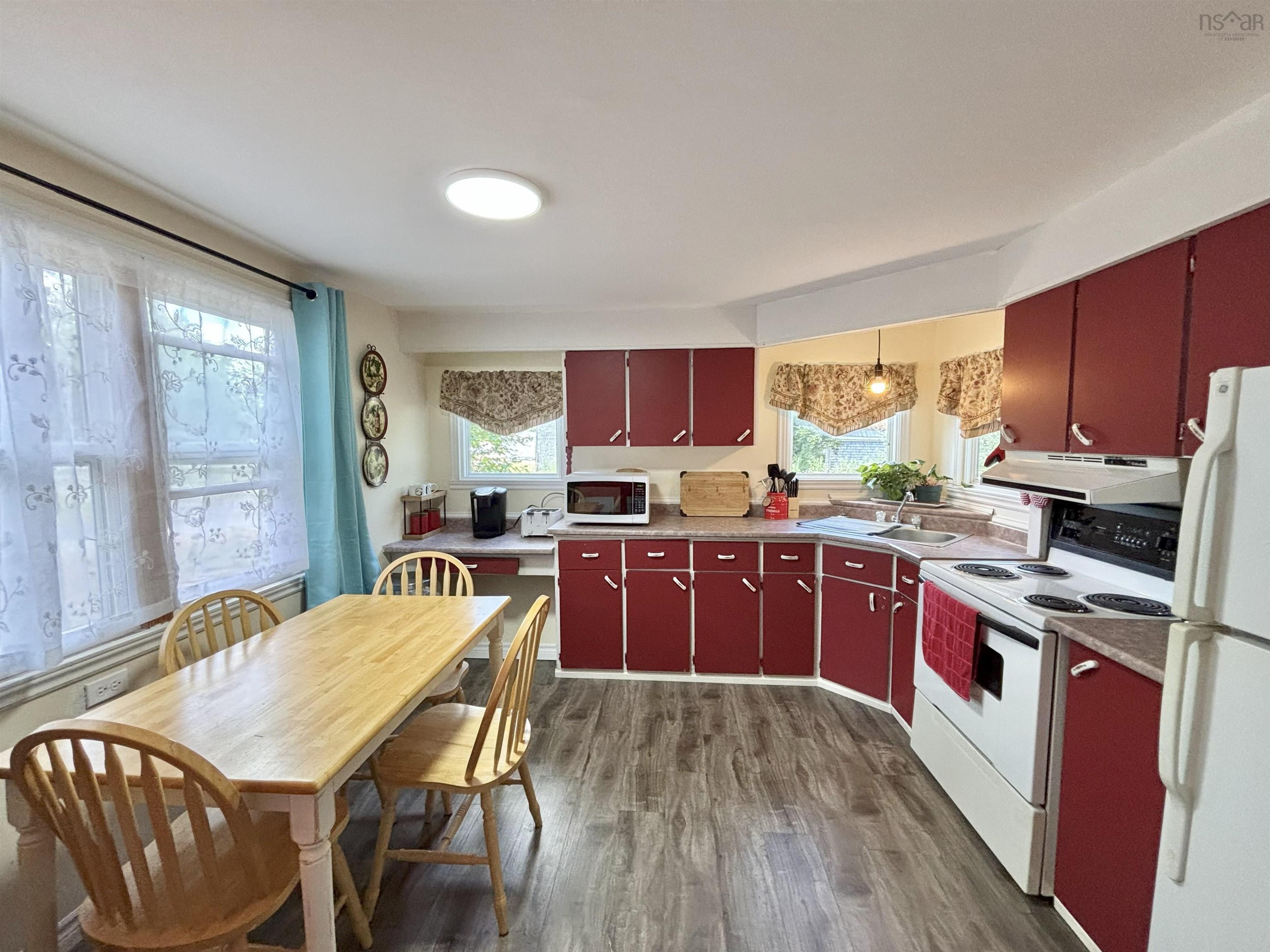 $140,000.00: 8 Paddock Lane, Falmouth