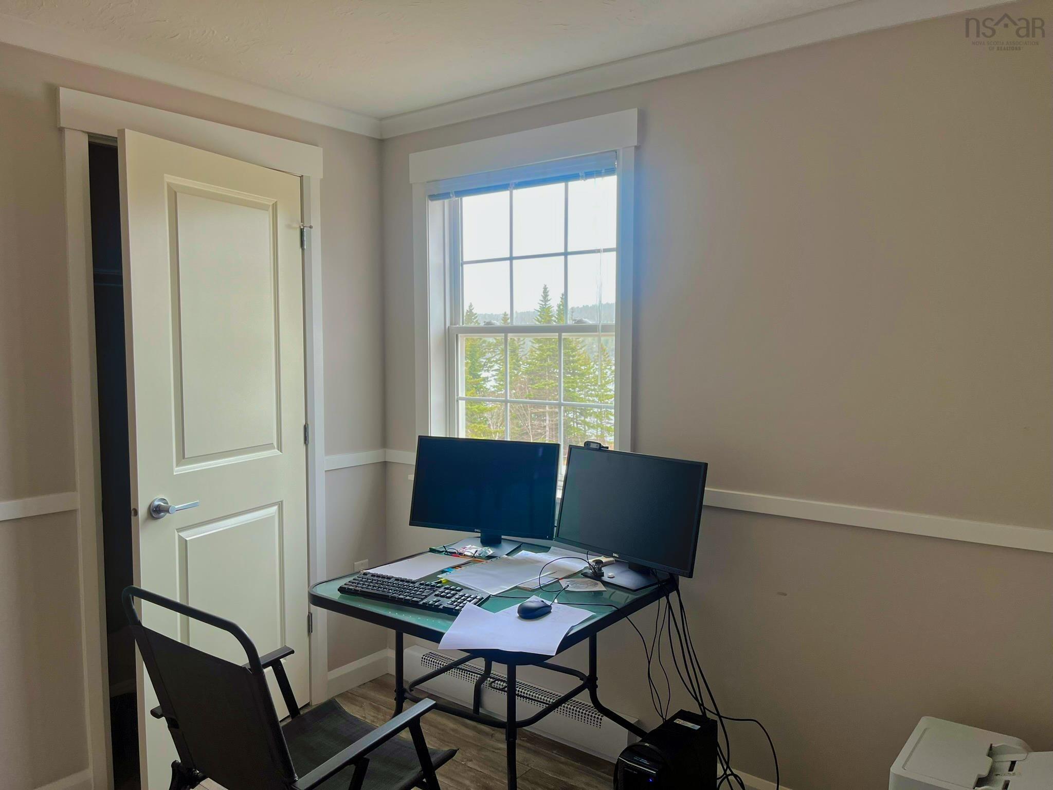 $399,000.00: 290 Eastside Grand River Road, Grand River