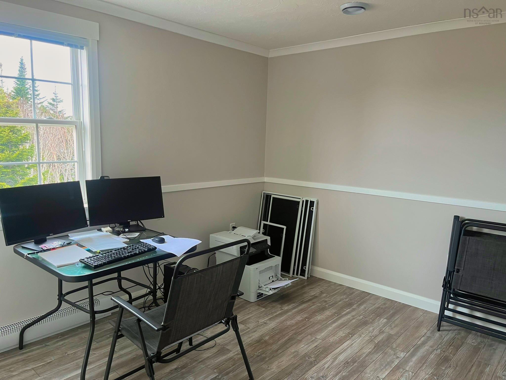 $399,000.00: 290 Eastside Grand River Road, Grand River