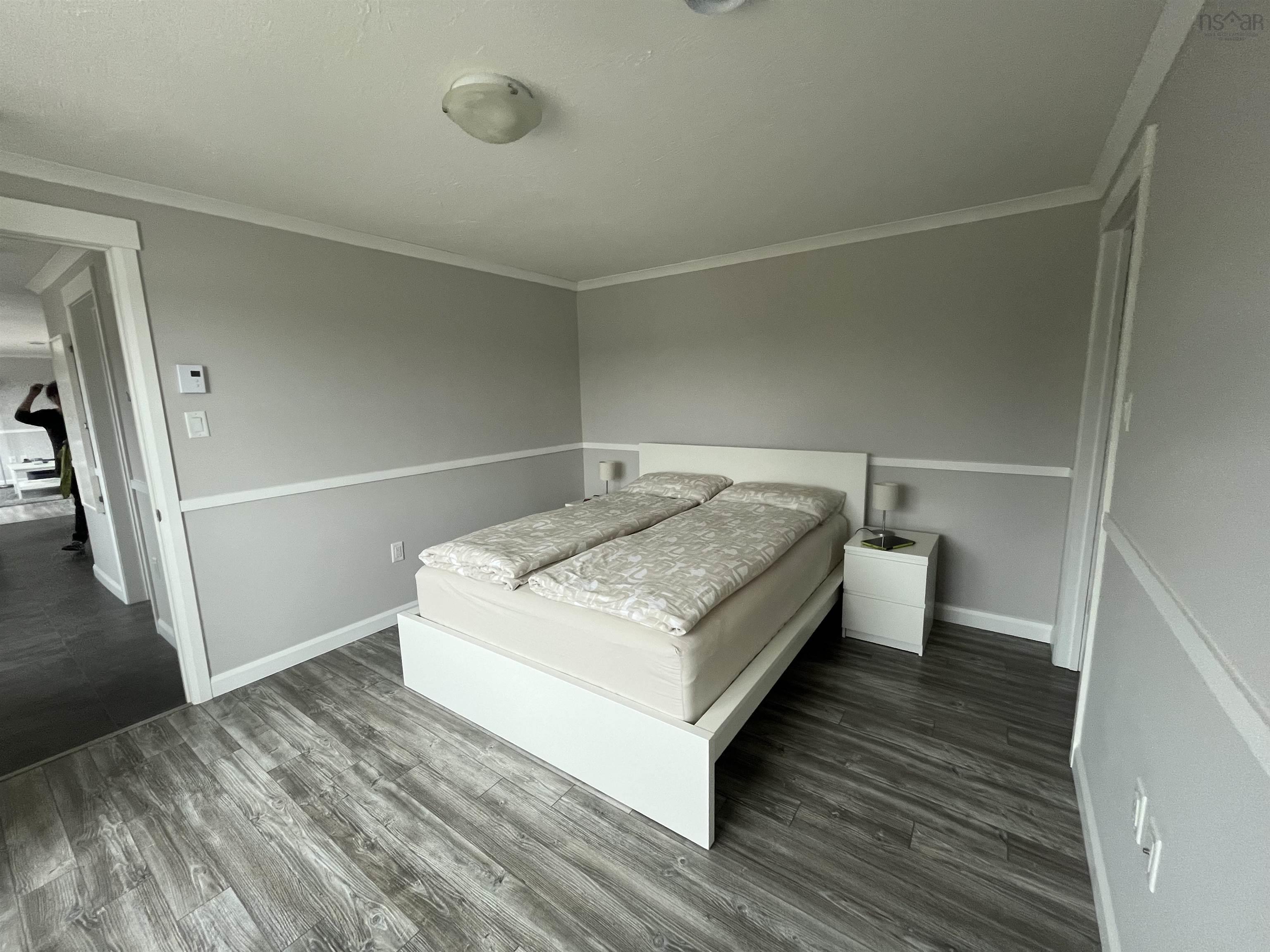 $399,000.00: 290 Eastside Grand River Road, Grand River