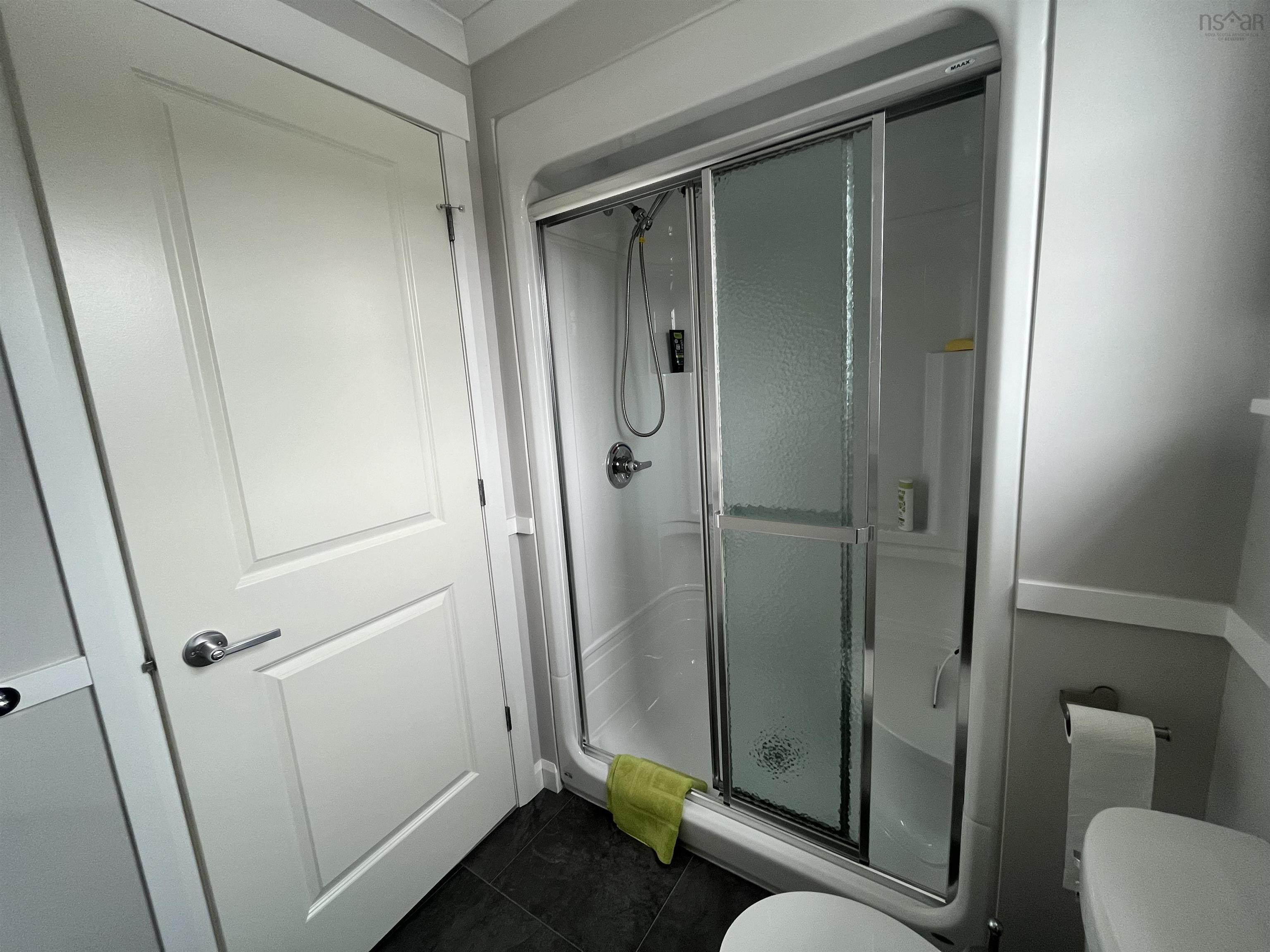 $399,000.00: 290 Eastside Grand River Road, Grand River