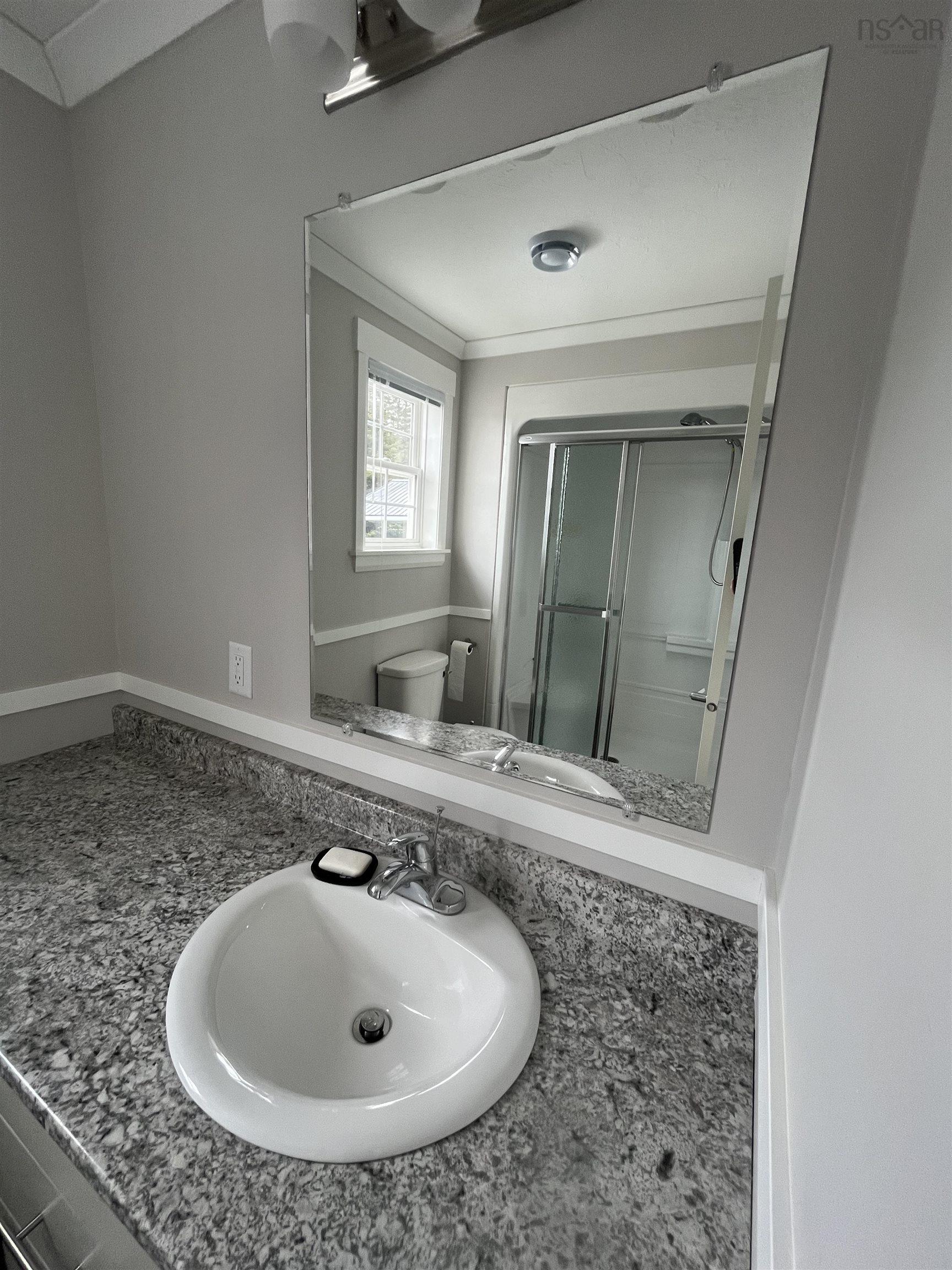 $399,000.00: 290 Eastside Grand River Road, Grand River