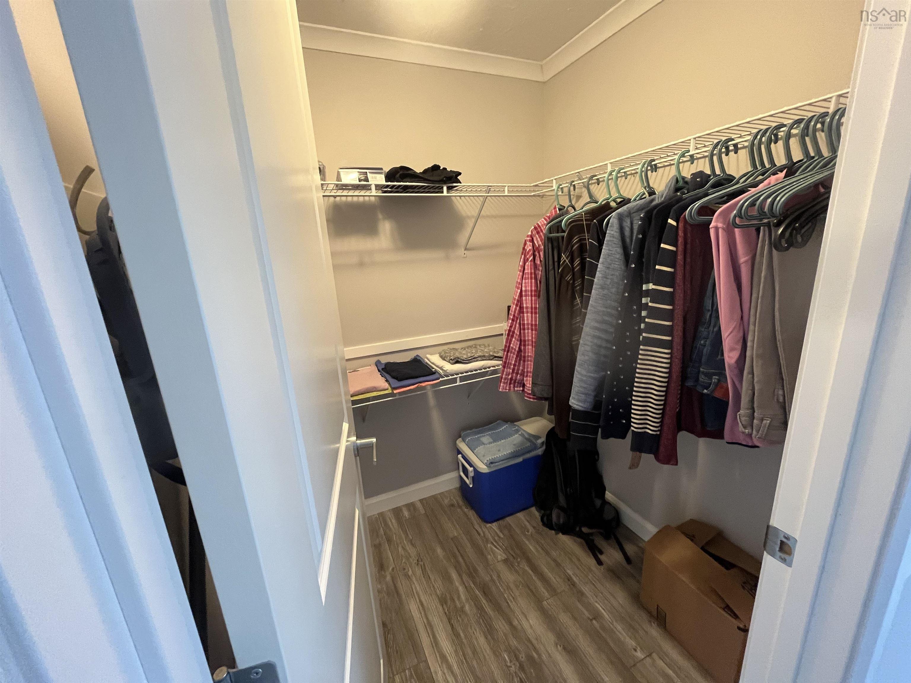 $399,000.00: 290 Eastside Grand River Road, Grand River