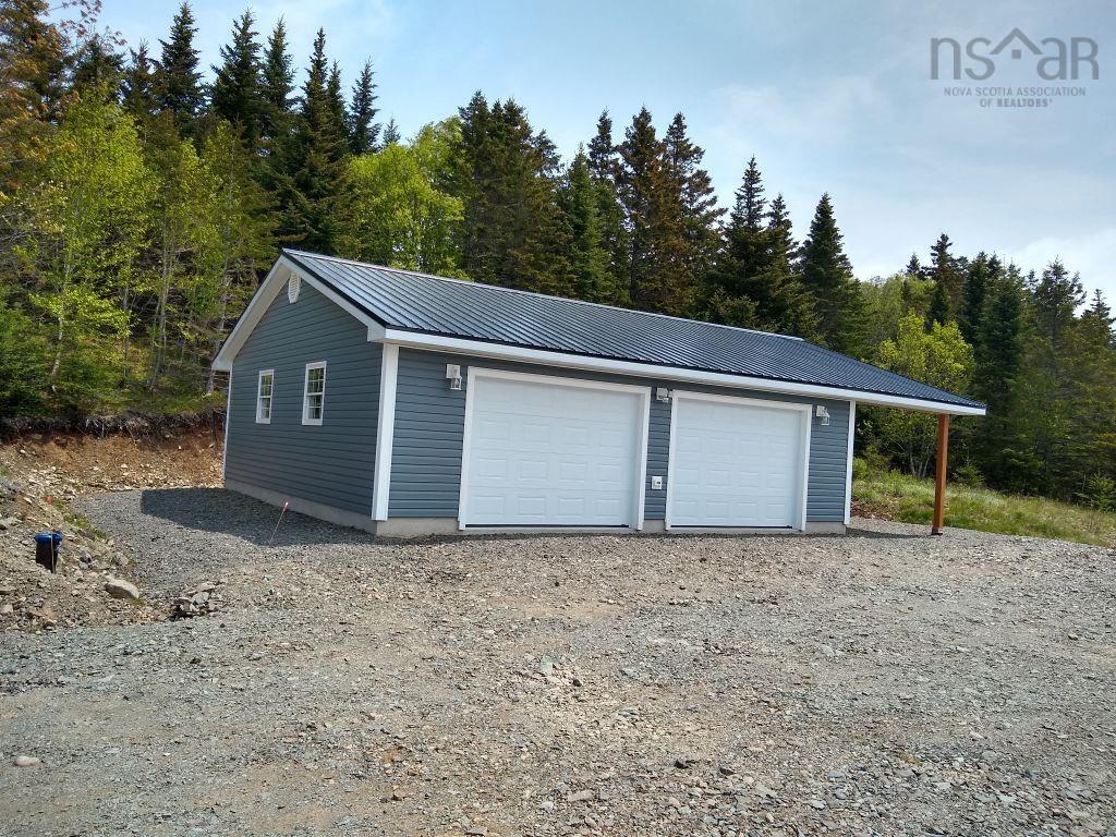 $399,000.00: 290 Eastside Grand River Road, Grand River