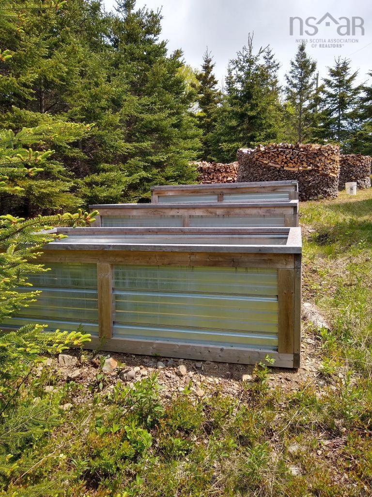 $399,000.00: 290 Eastside Grand River Road, Grand River