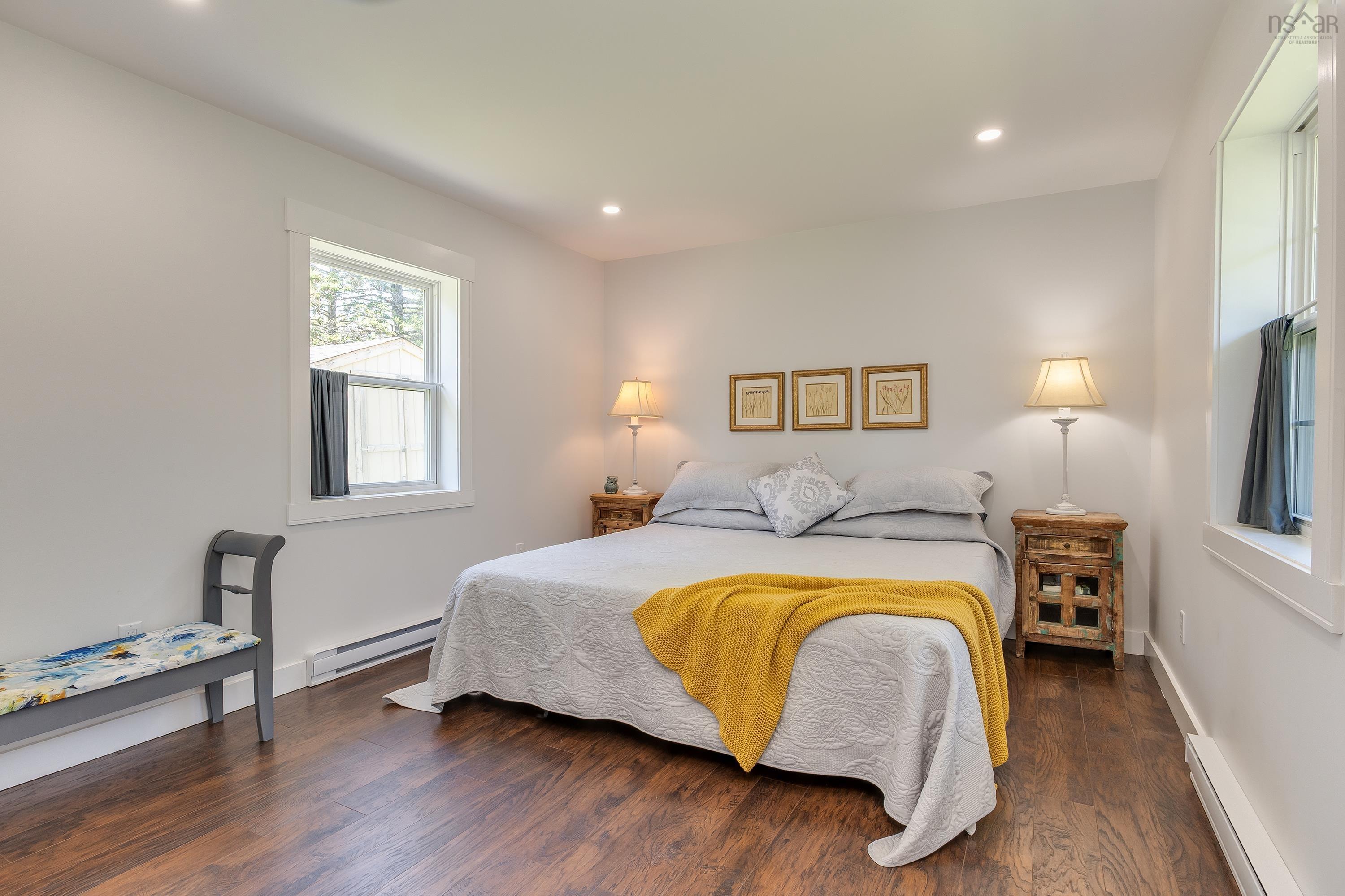 $299,900.00: 20 Howard Stevens Walk, Clam Harbour