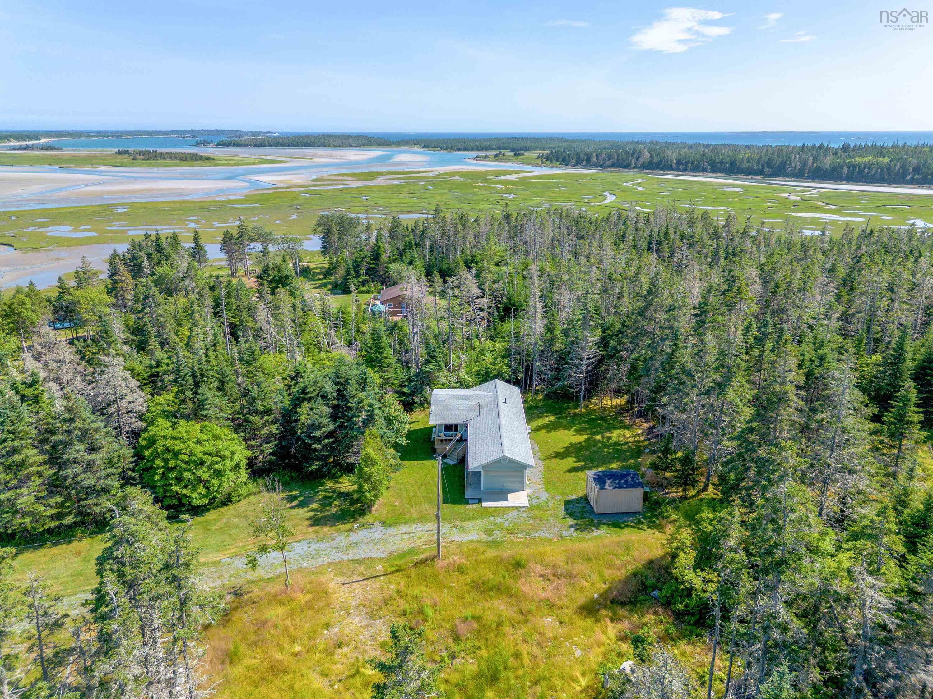 $299,900.00: 20 Howard Stevens Walk, Clam Harbour