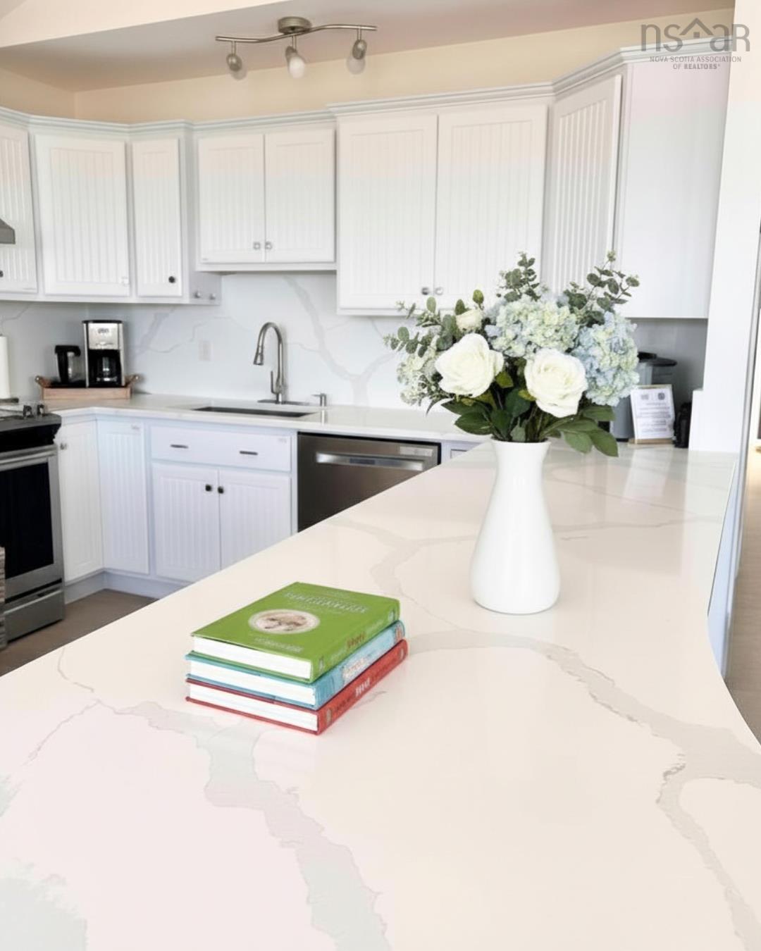 $1,000,000.00: 161 Harbour Heights Road, Broad Cove Banks