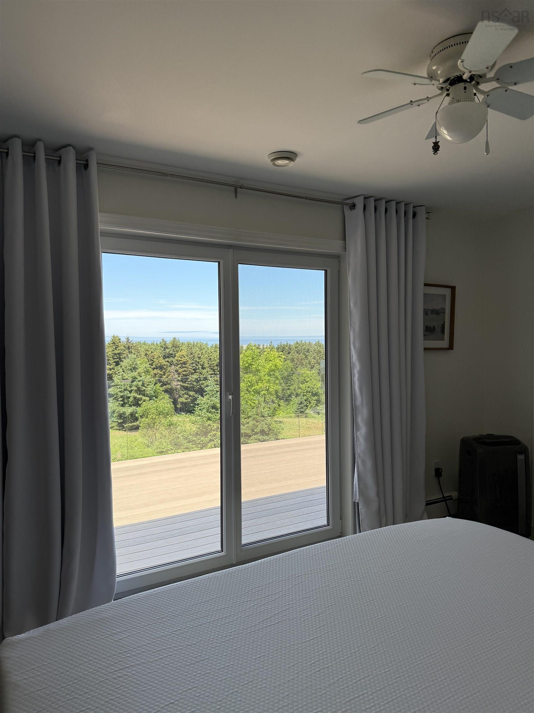$1,000,000.00: 161 Harbour Heights Road, Broad Cove Banks