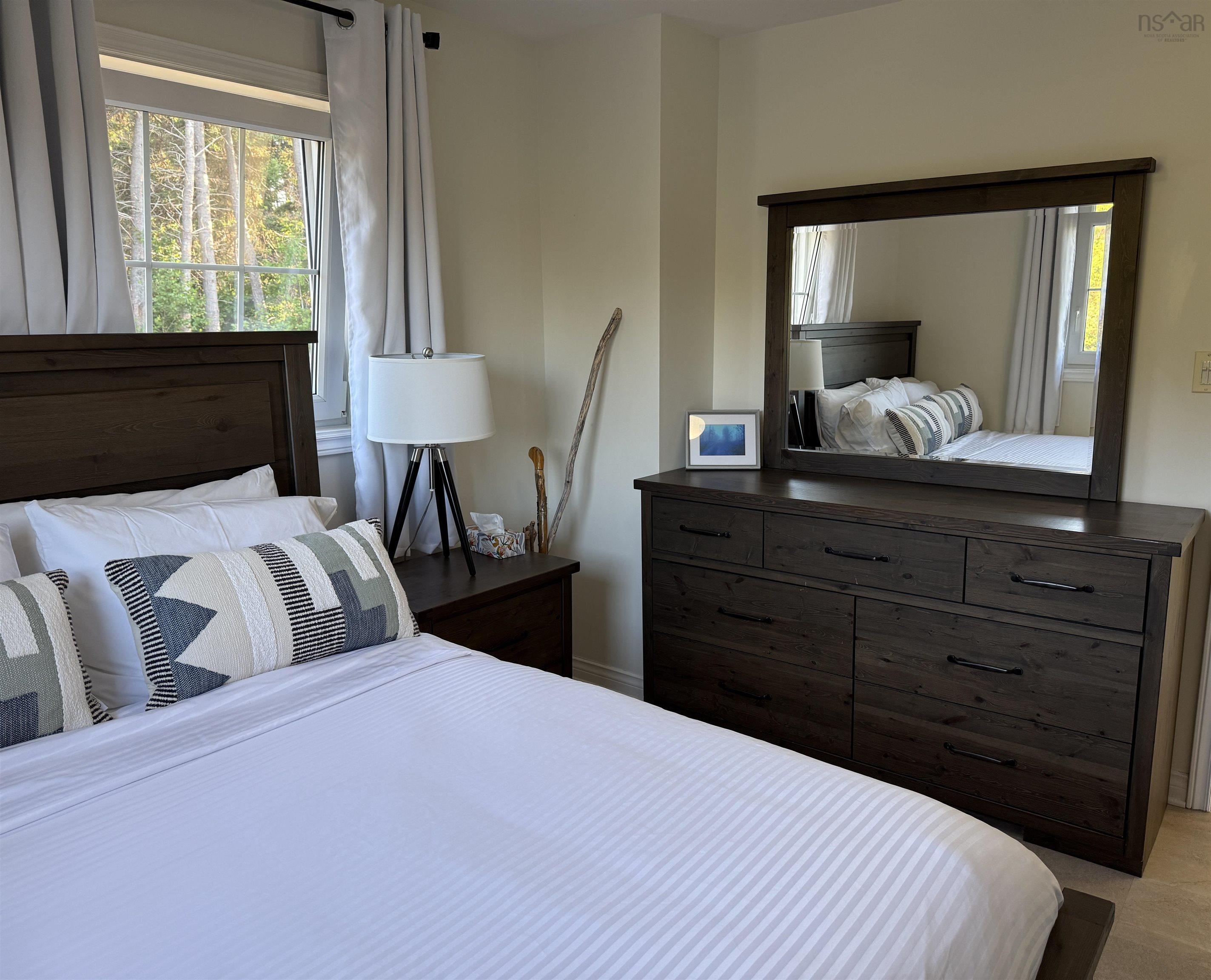 $1,000,000.00: 161 Harbour Heights Road, Broad Cove Banks