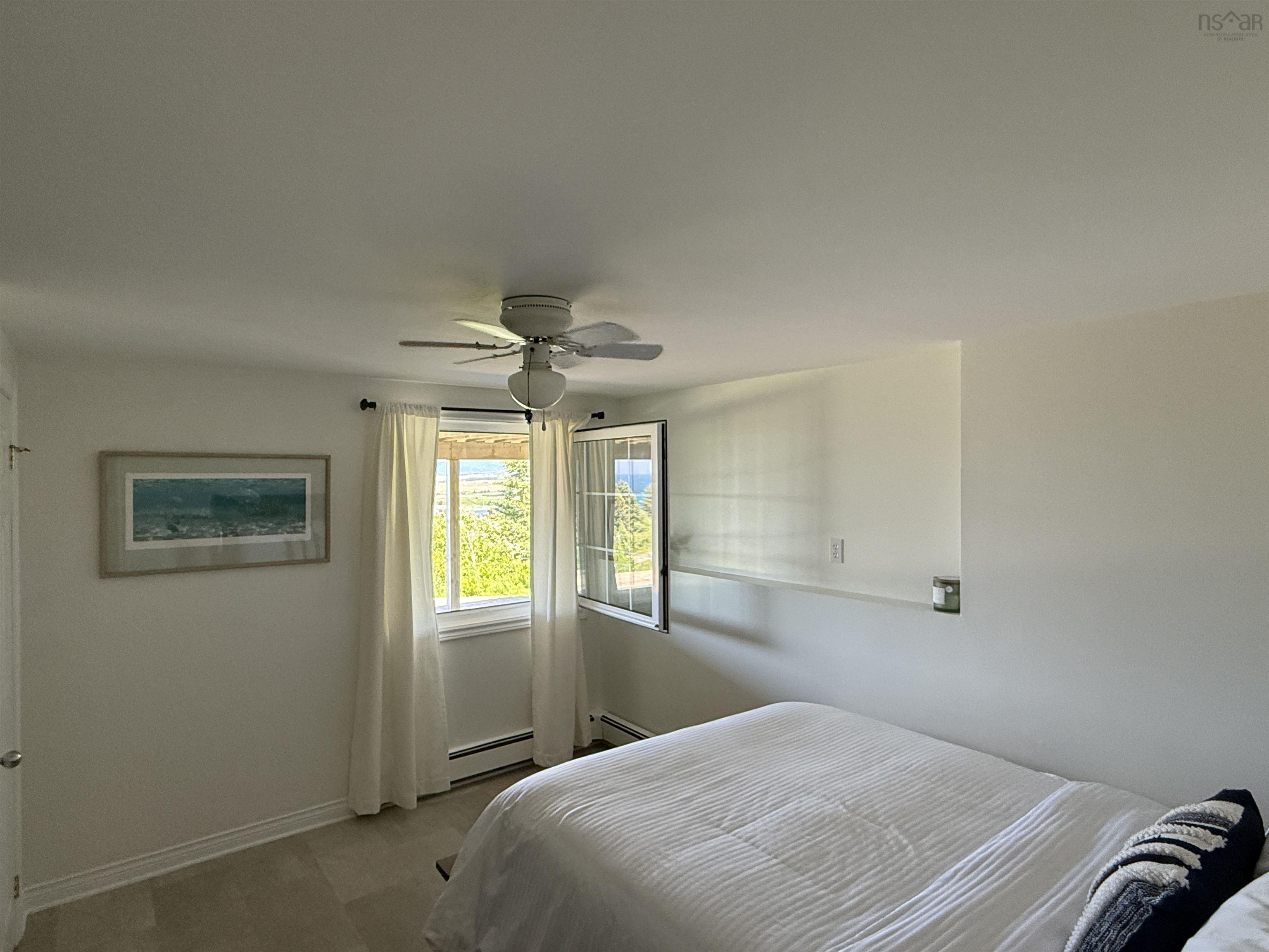 $1,000,000.00: 161 Harbour Heights Road, Broad Cove Banks