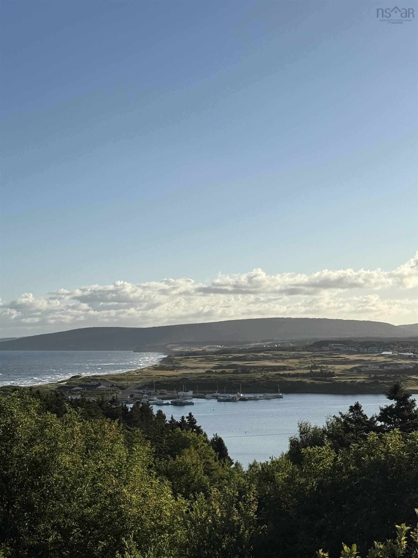 $1,000,000.00: 161 Harbour Heights Road, Broad Cove Banks