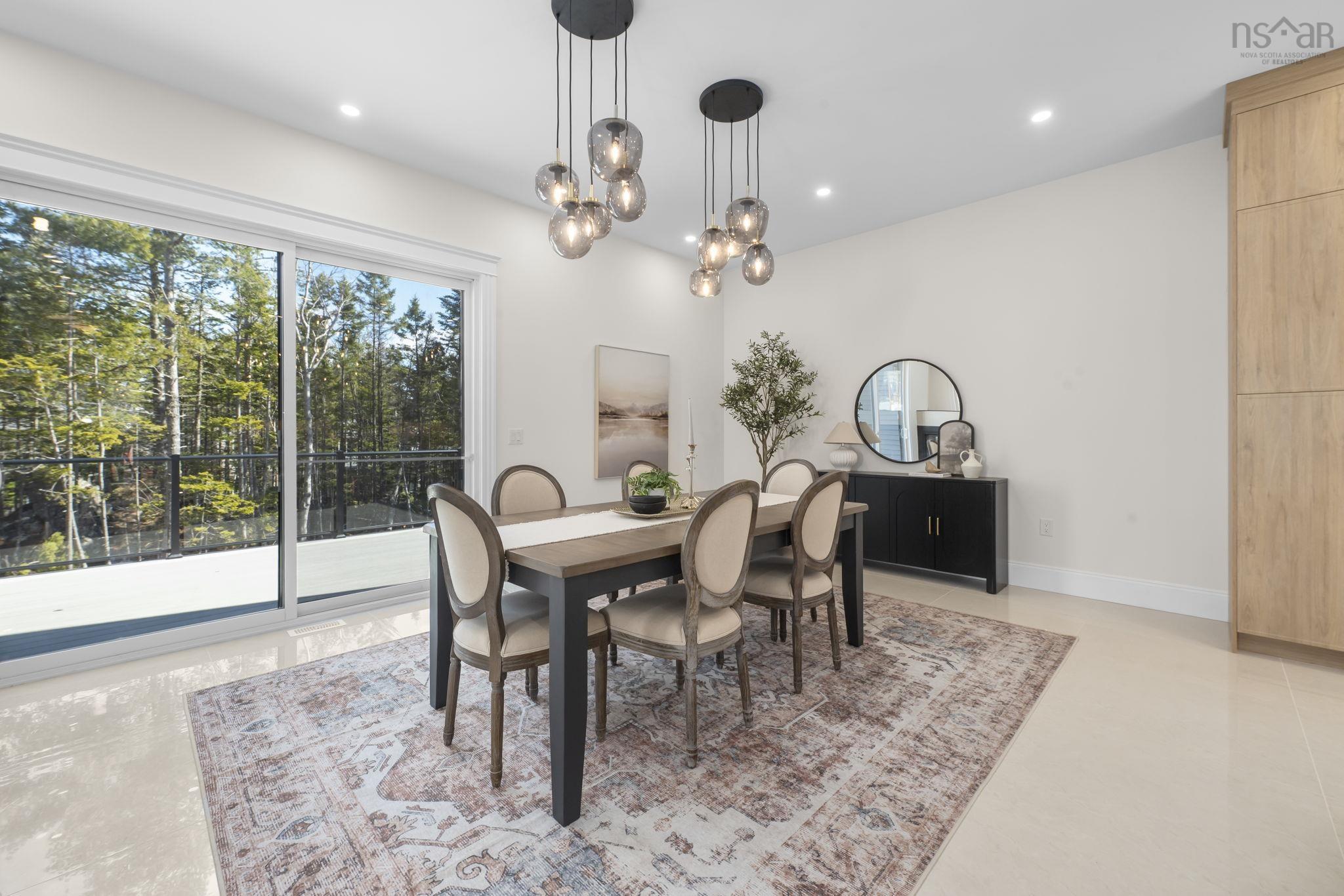 $1,695,000.00: 6 Glissade Court, Bedford
