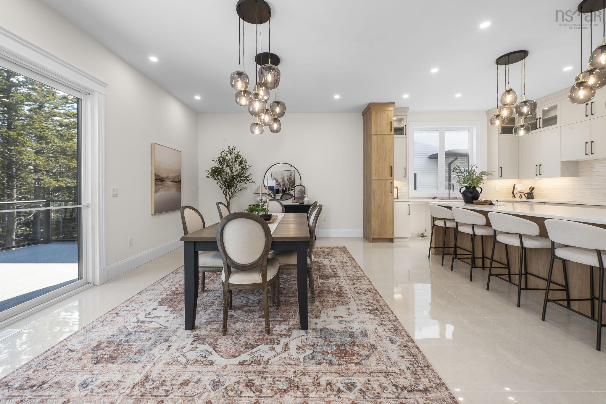 $1,695,000.00: 6 Glissade Court, Bedford