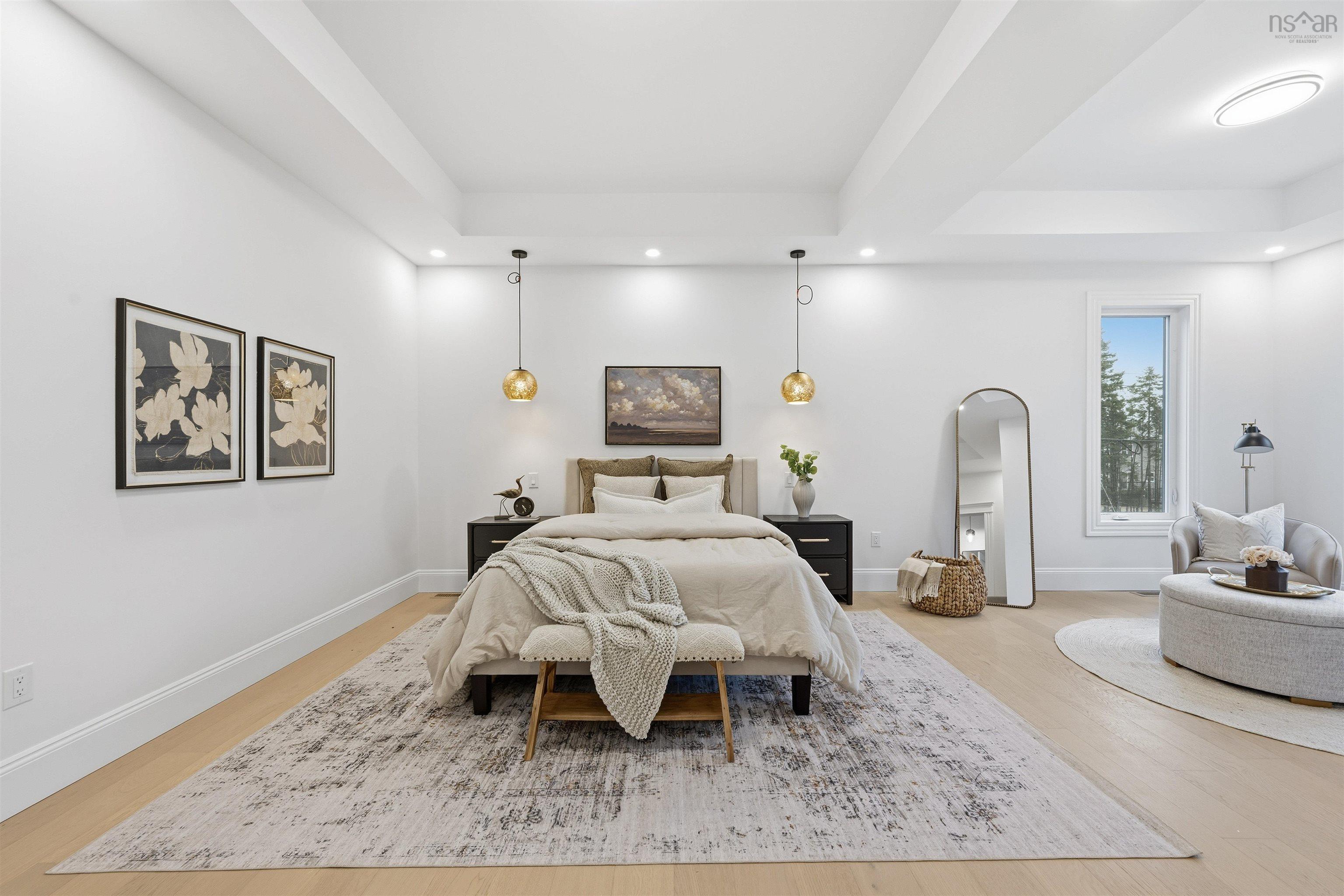 $1,695,000.00: 6 Glissade Court, Bedford