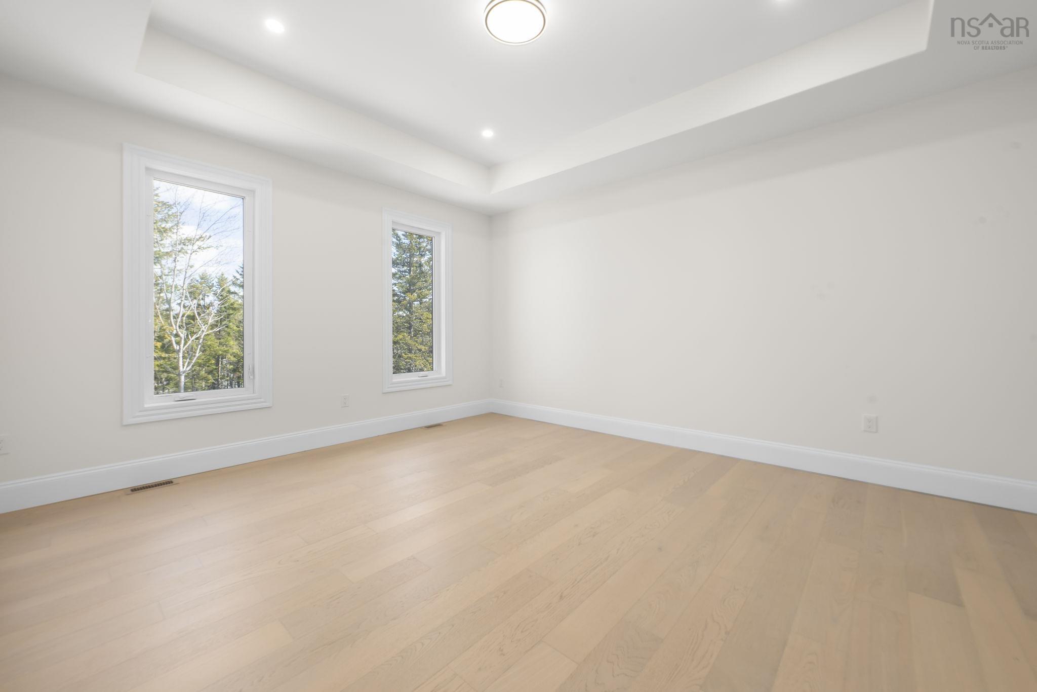 $1,695,000.00: 6 Glissade Court, Bedford