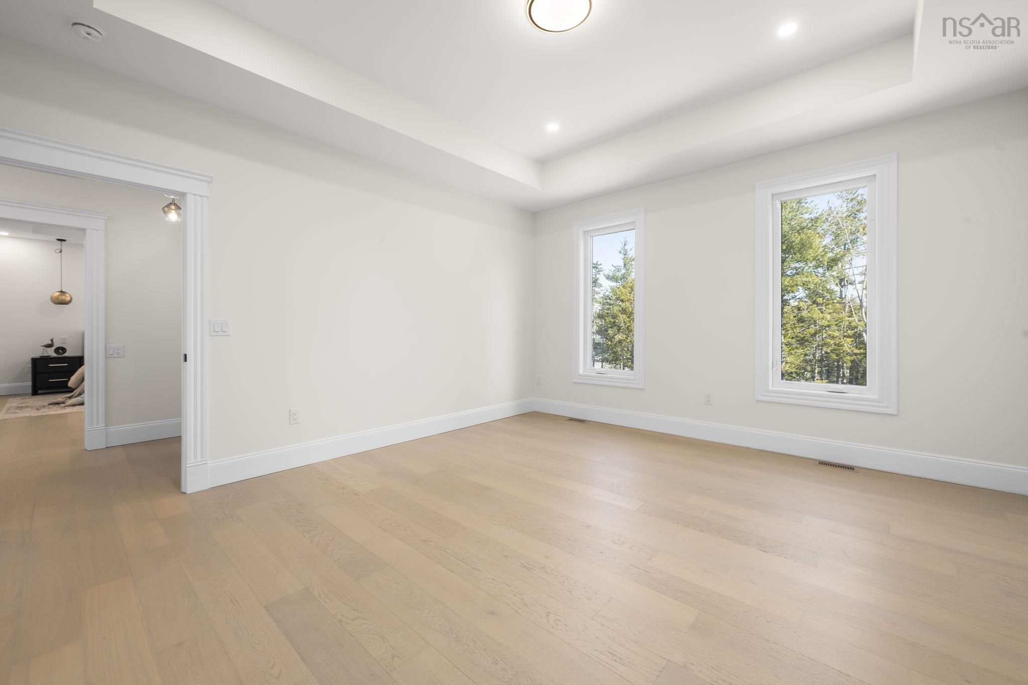 $1,695,000.00: 6 Glissade Court, Bedford
