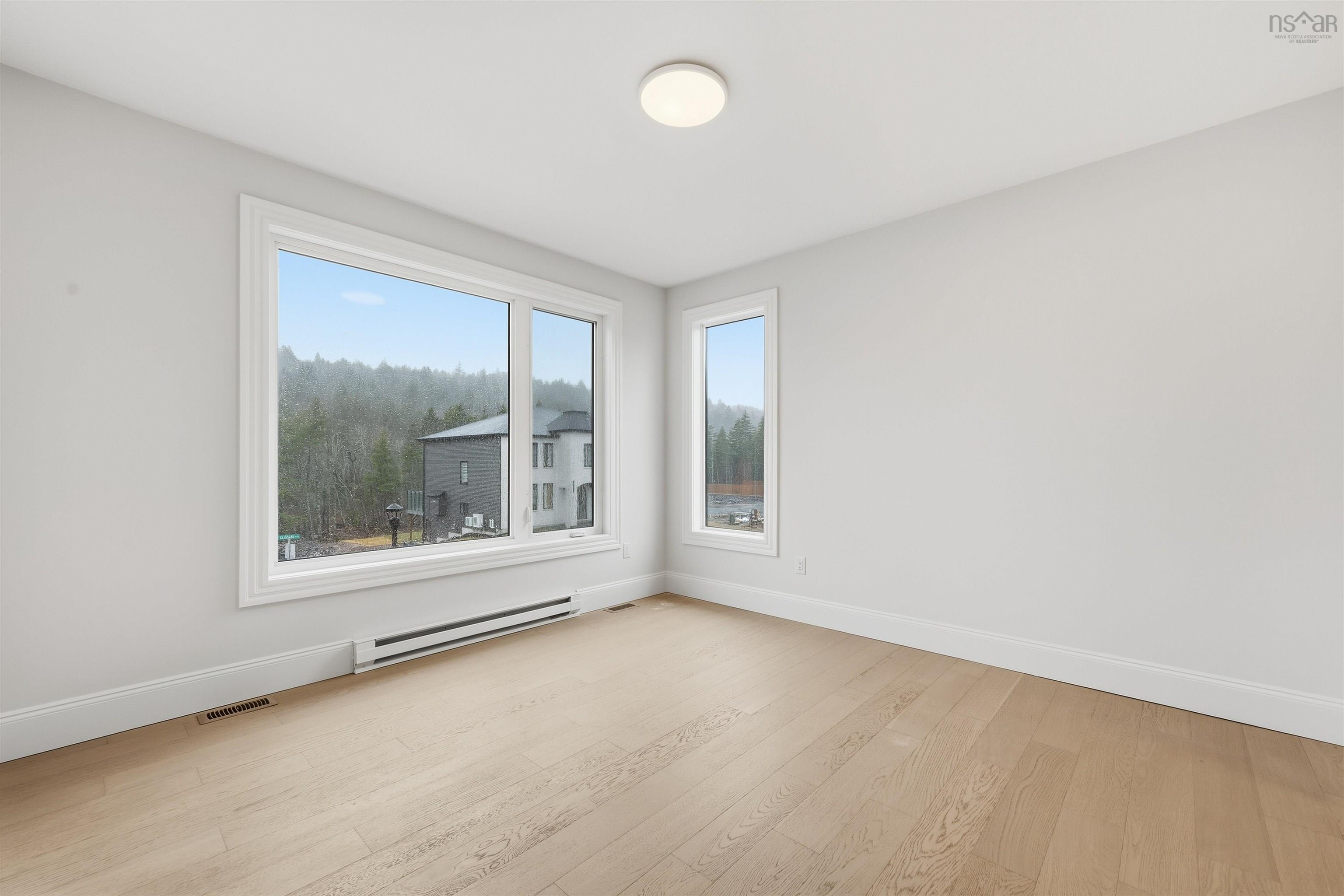 $1,695,000.00: 6 Glissade Court, Bedford