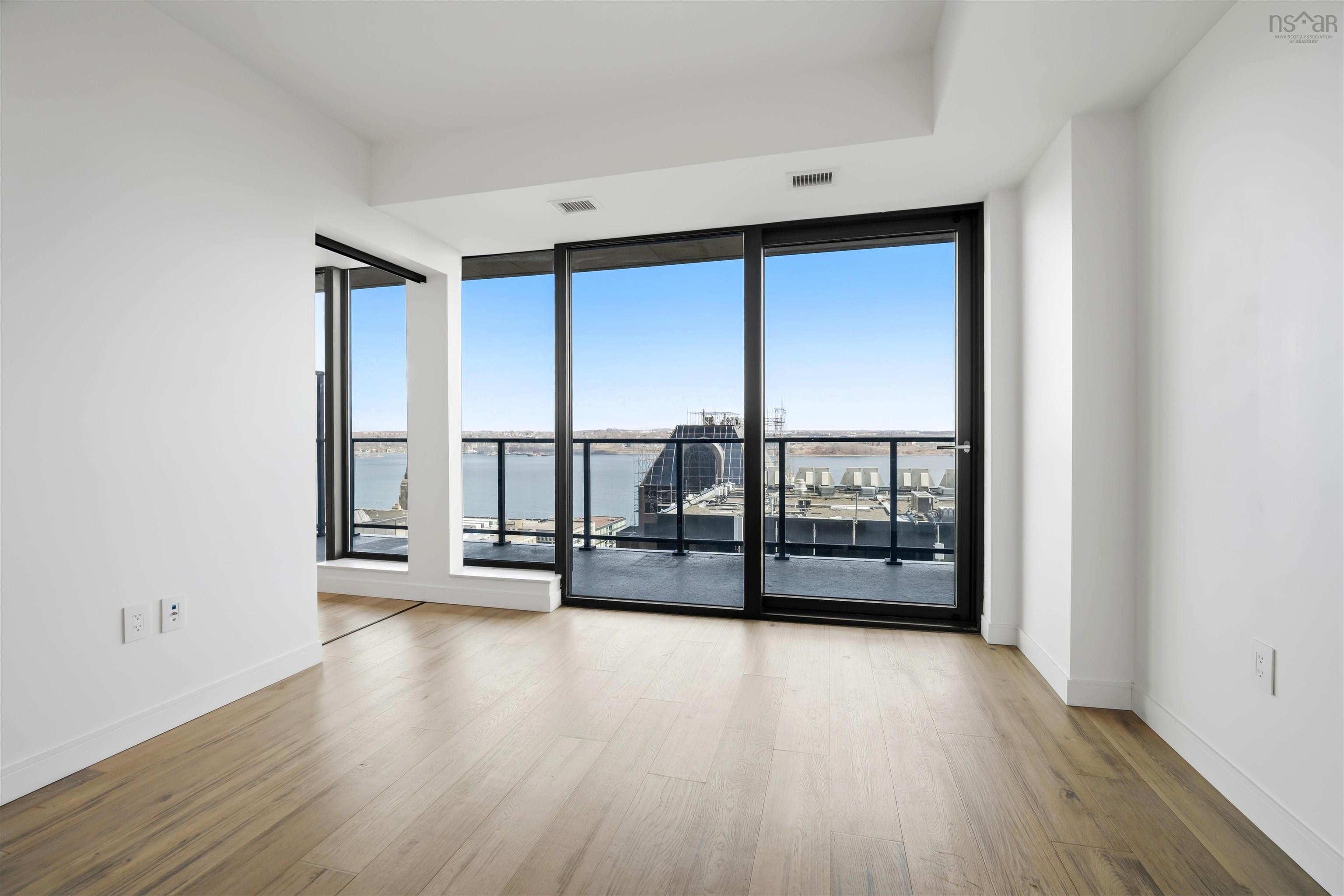 $729,000.00: 1705 1650 Granville Street, Halifax