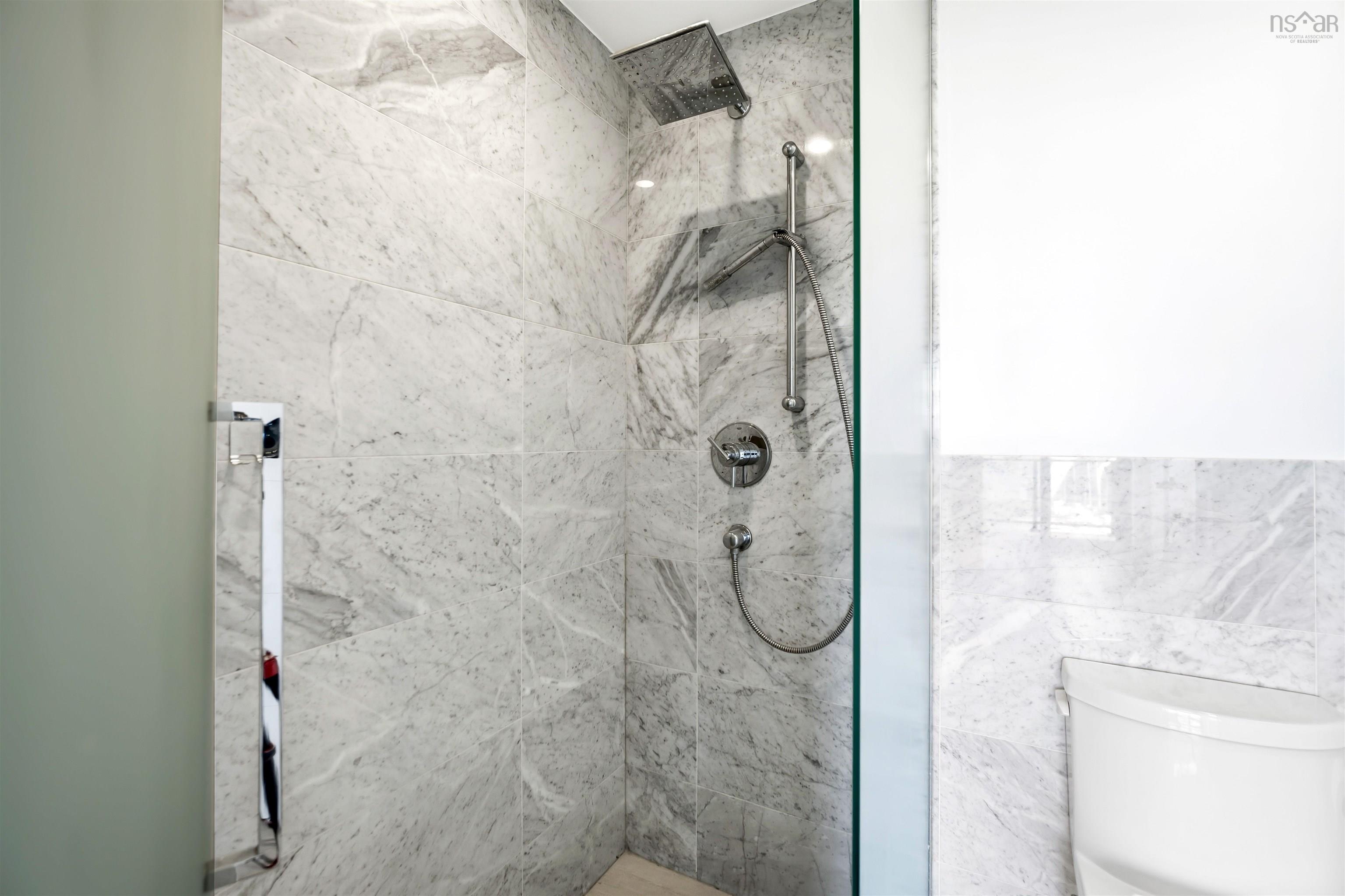 $729,000.00: 1705 1650 Granville Street, Halifax