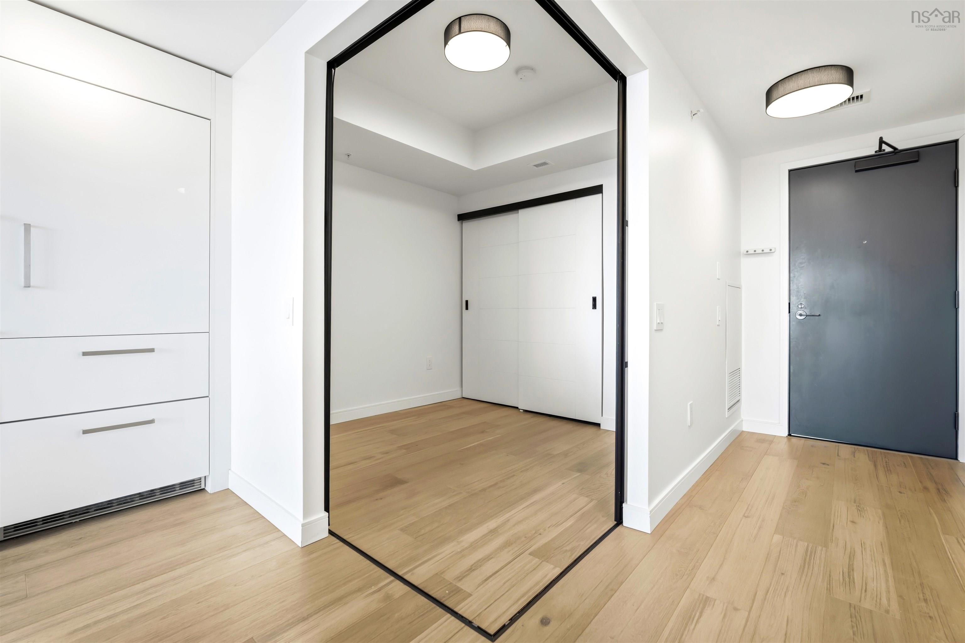 $729,000.00: 1705 1650 Granville Street, Halifax