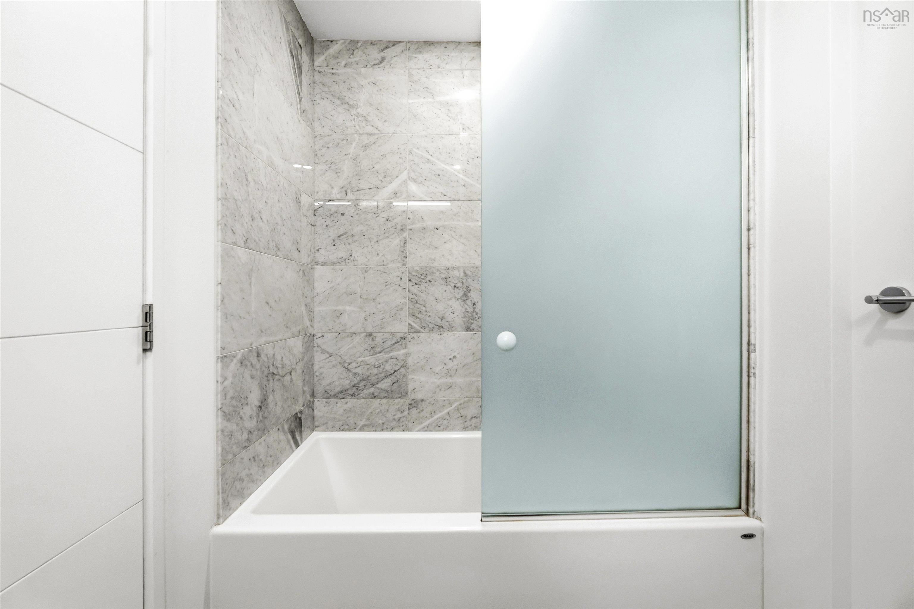 $729,000.00: 1705 1650 Granville Street, Halifax