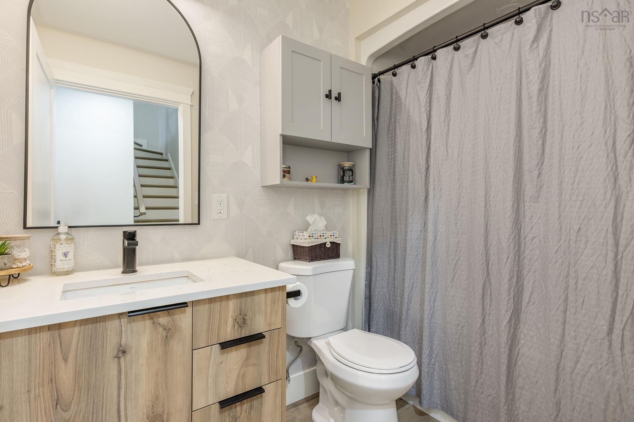 $642,900.00: 178 Rivercrest Lane, Greenwood