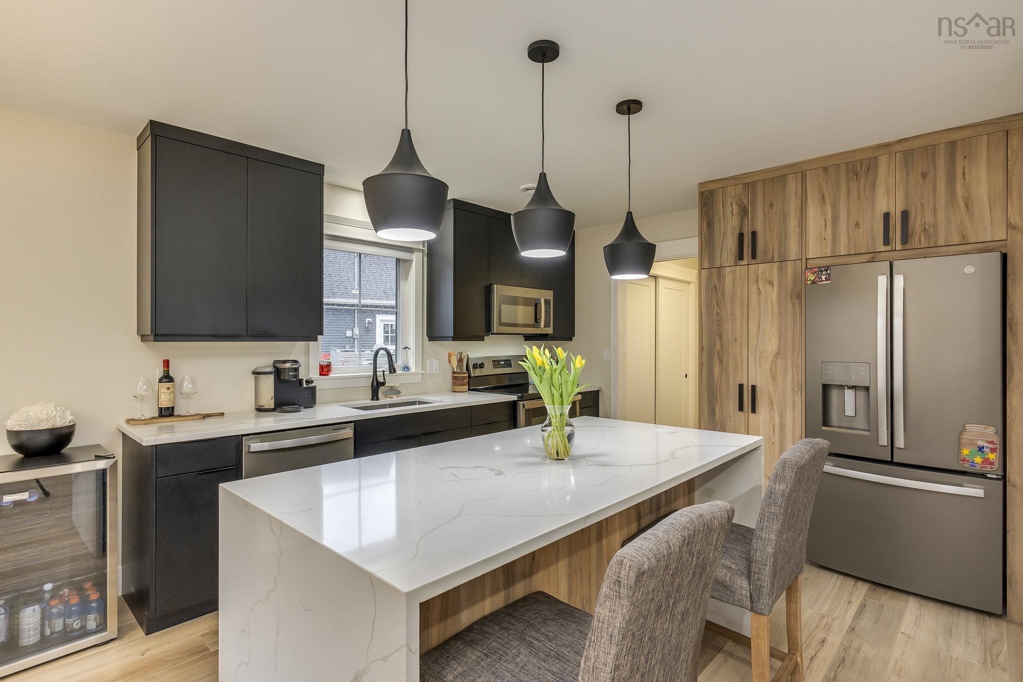 $642,900.00: 178 Rivercrest Lane, Greenwood