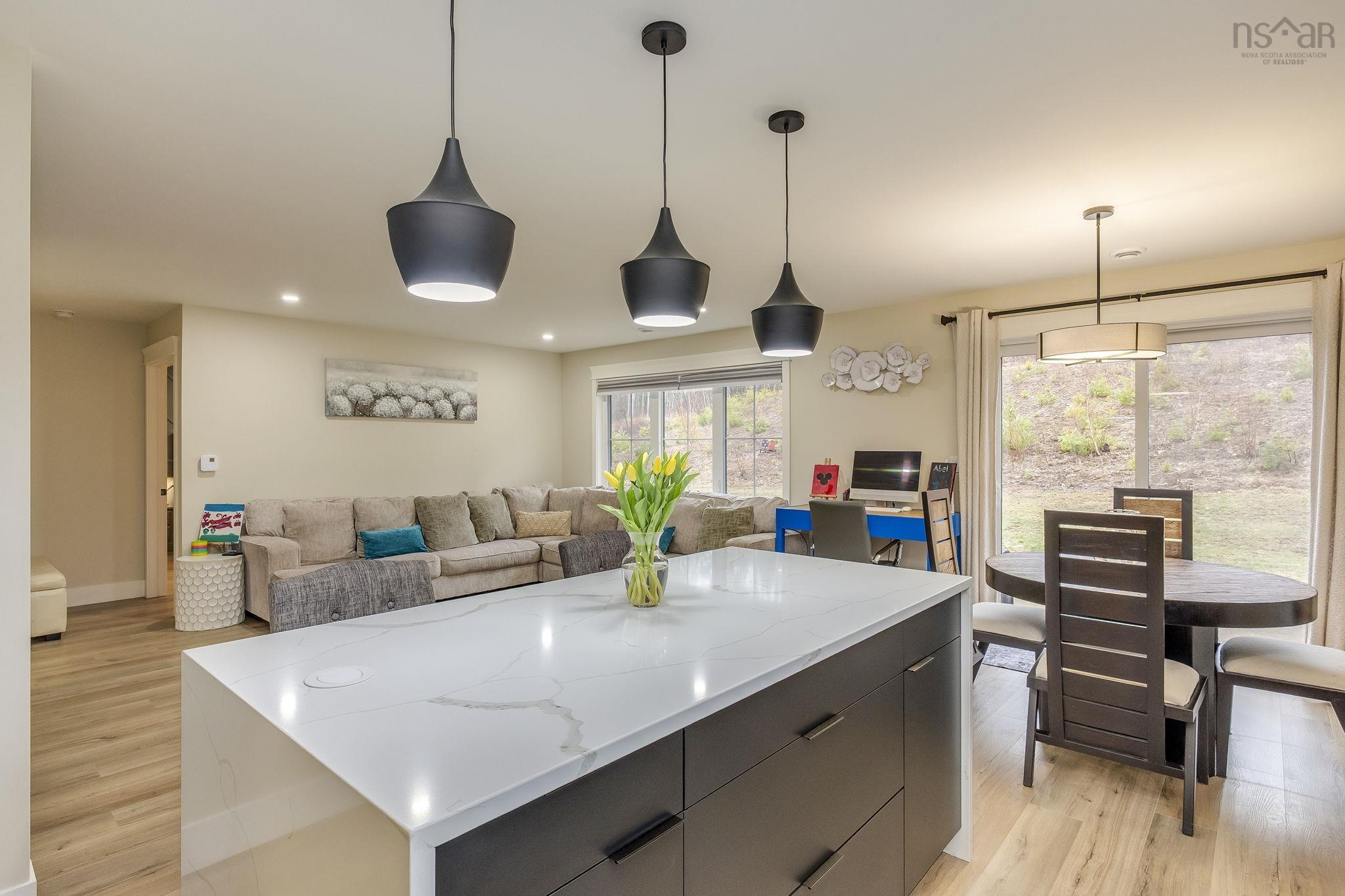 $642,900.00: 178 Rivercrest Lane, Greenwood