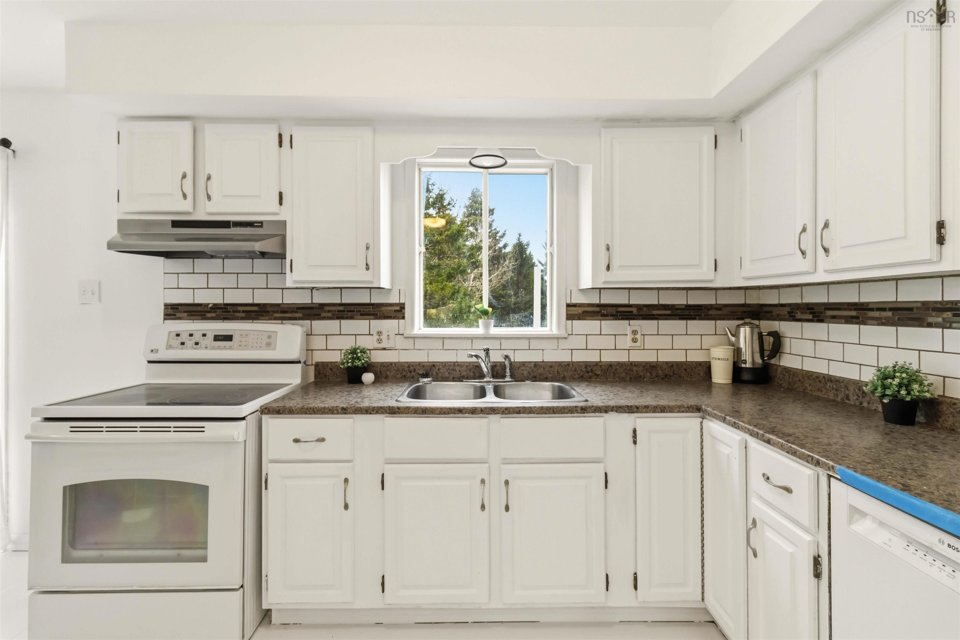 $365,000.00: 33 Osborne Drive, Eastern Passage