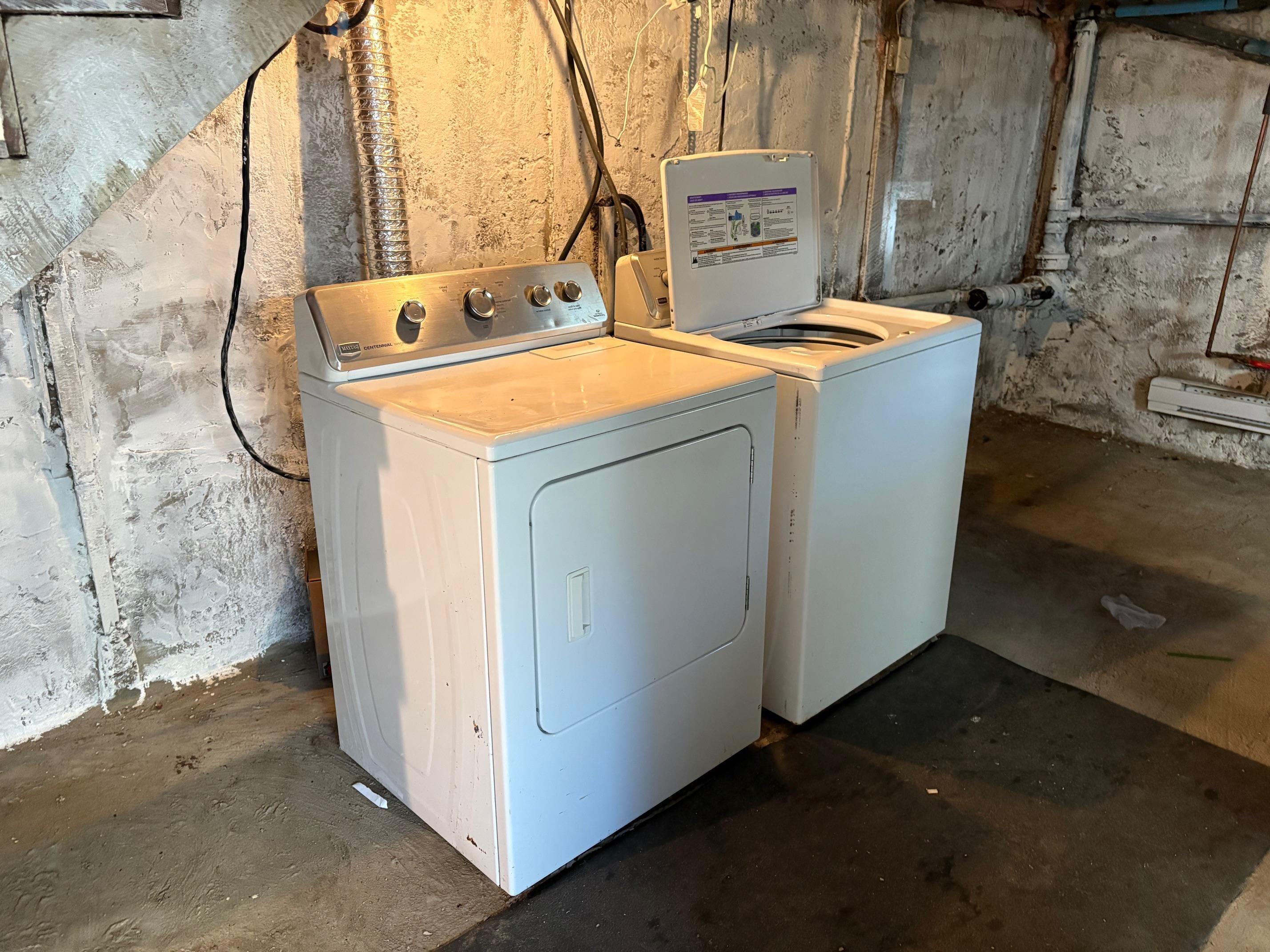 $289,900.00: 635 Faculty Drive, Greenwood