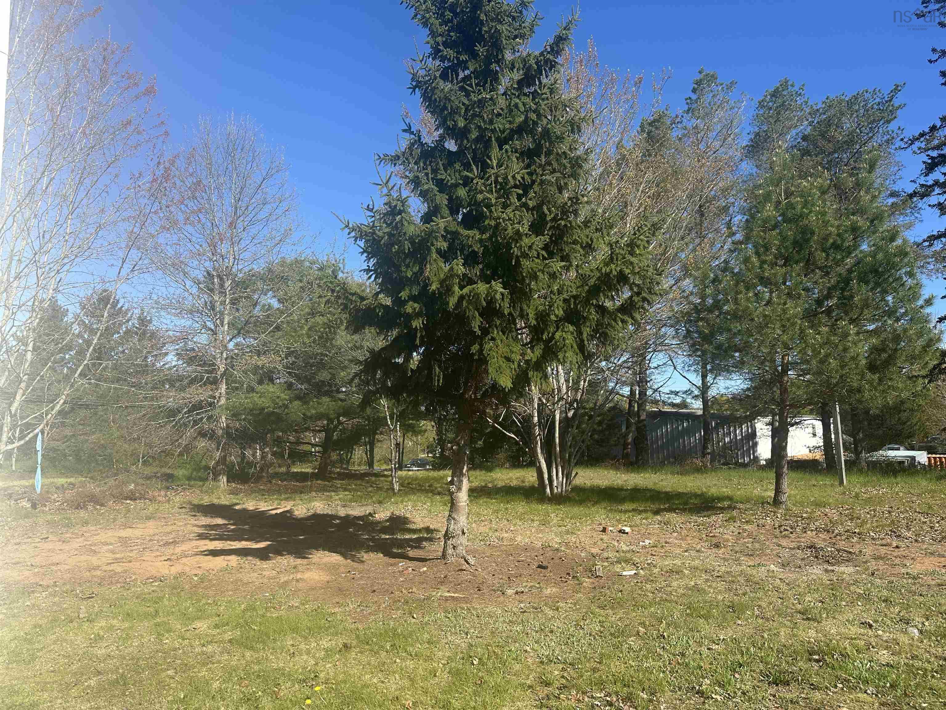 $289,900.00: 635 Faculty Drive, Greenwood