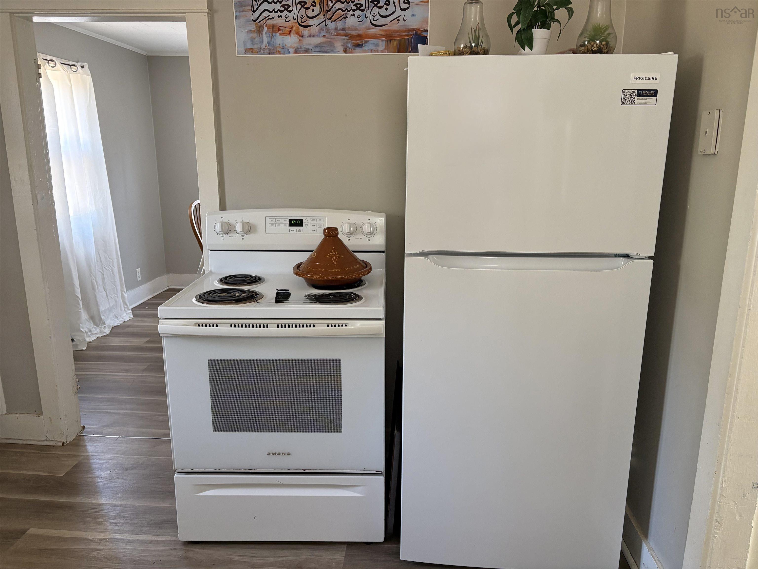 $289,900.00: 635 Faculty Drive, Greenwood