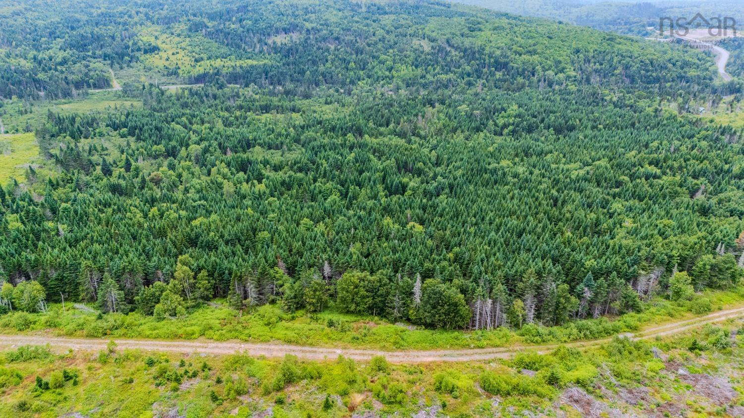 $199,000.00: 676 WESTCHESTER Road, Sutherland Lake