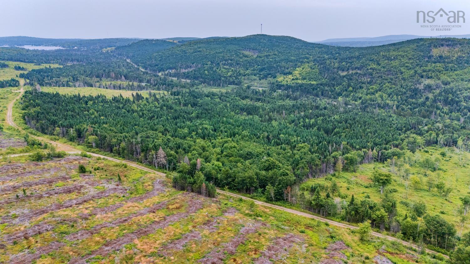 $199,000.00: 676 WESTCHESTER Road, Sutherland Lake