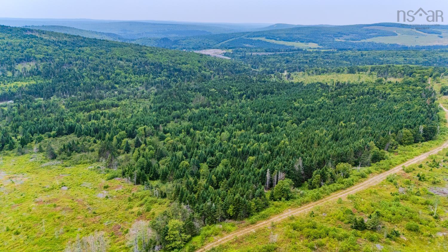 $199,000.00: 676 WESTCHESTER Road, Sutherland Lake