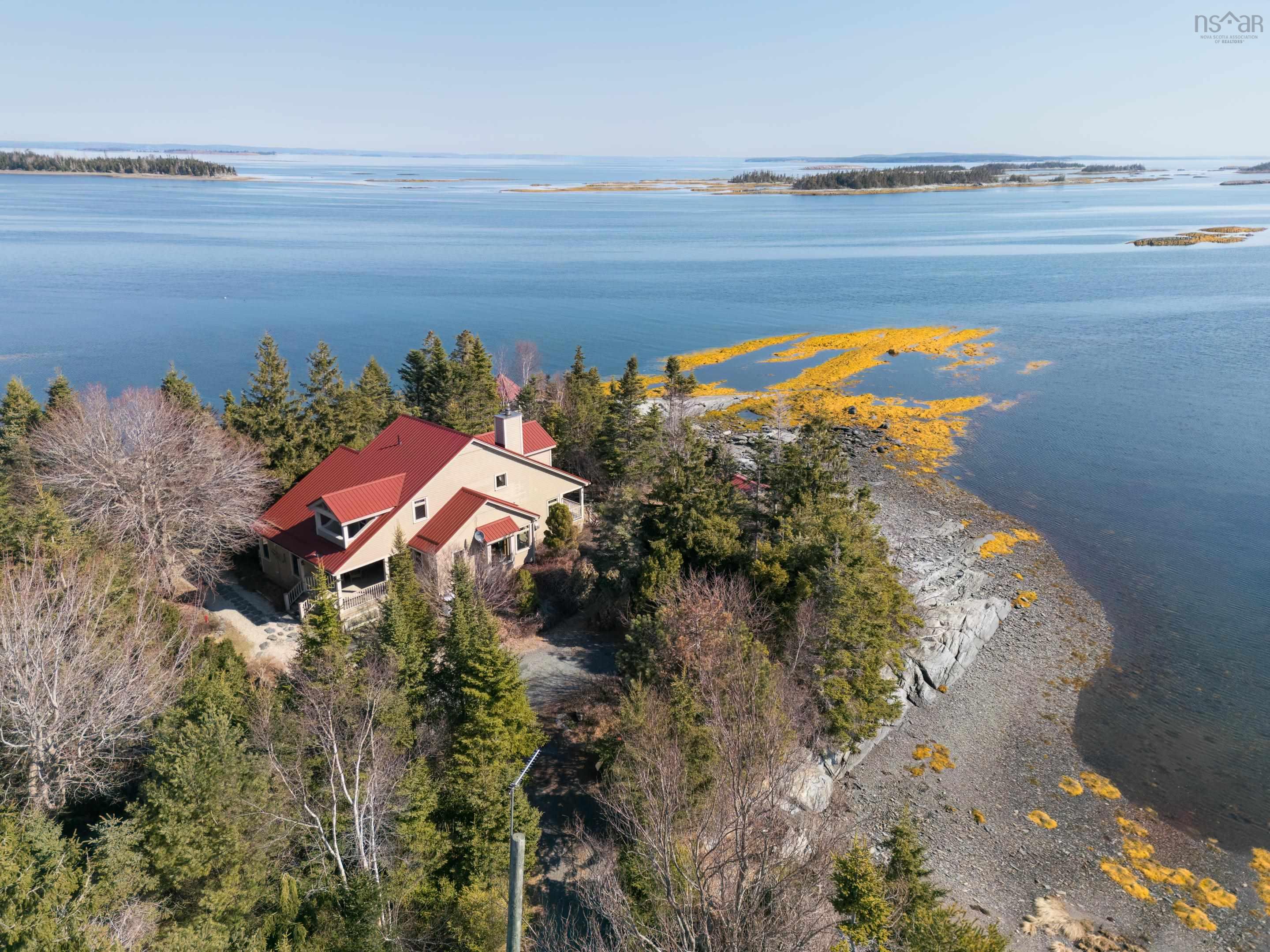 $1,550,000.00: 181 Pine Drive, Heckmans Island