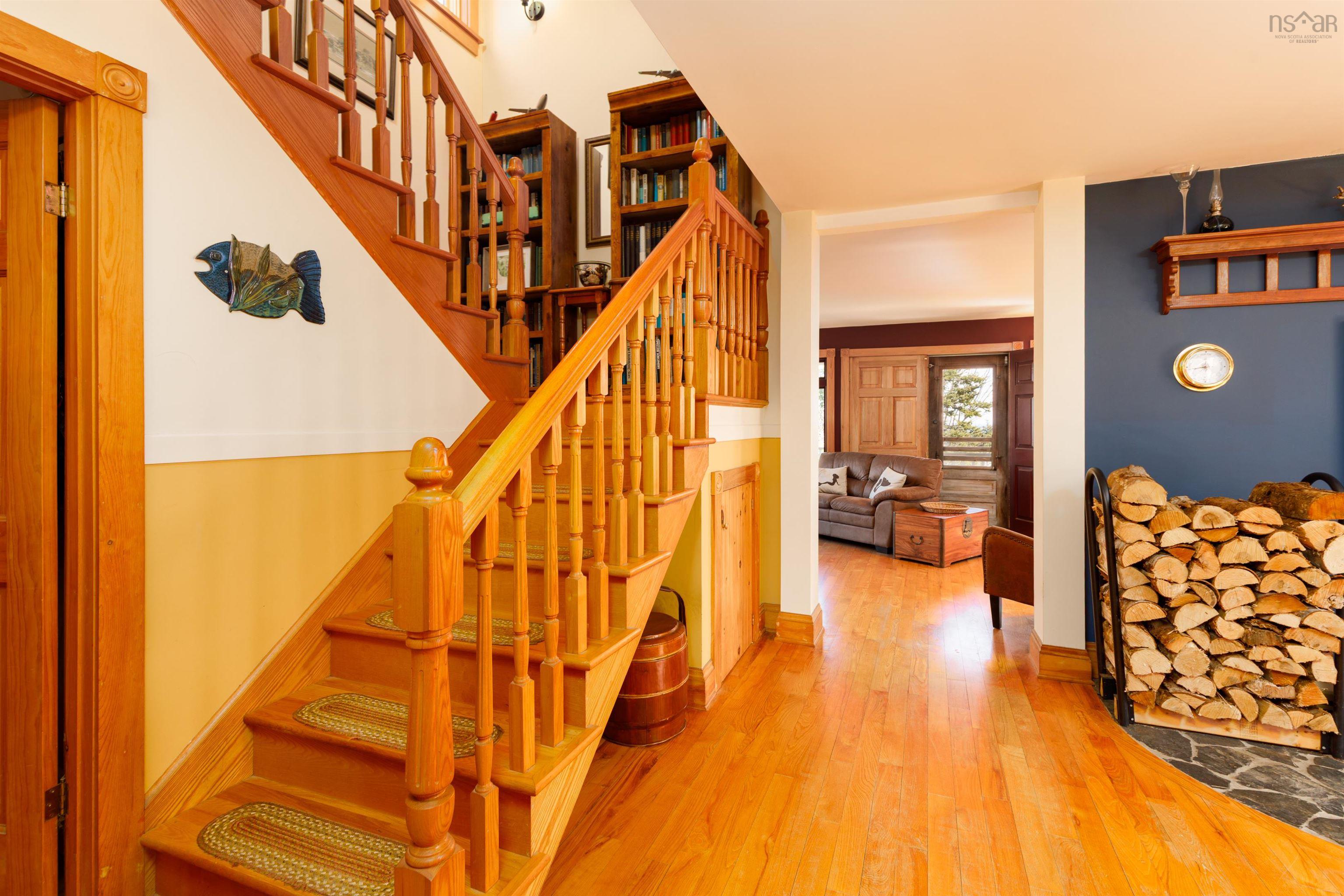 $1,550,000.00: 181 Pine Drive, Heckmans Island