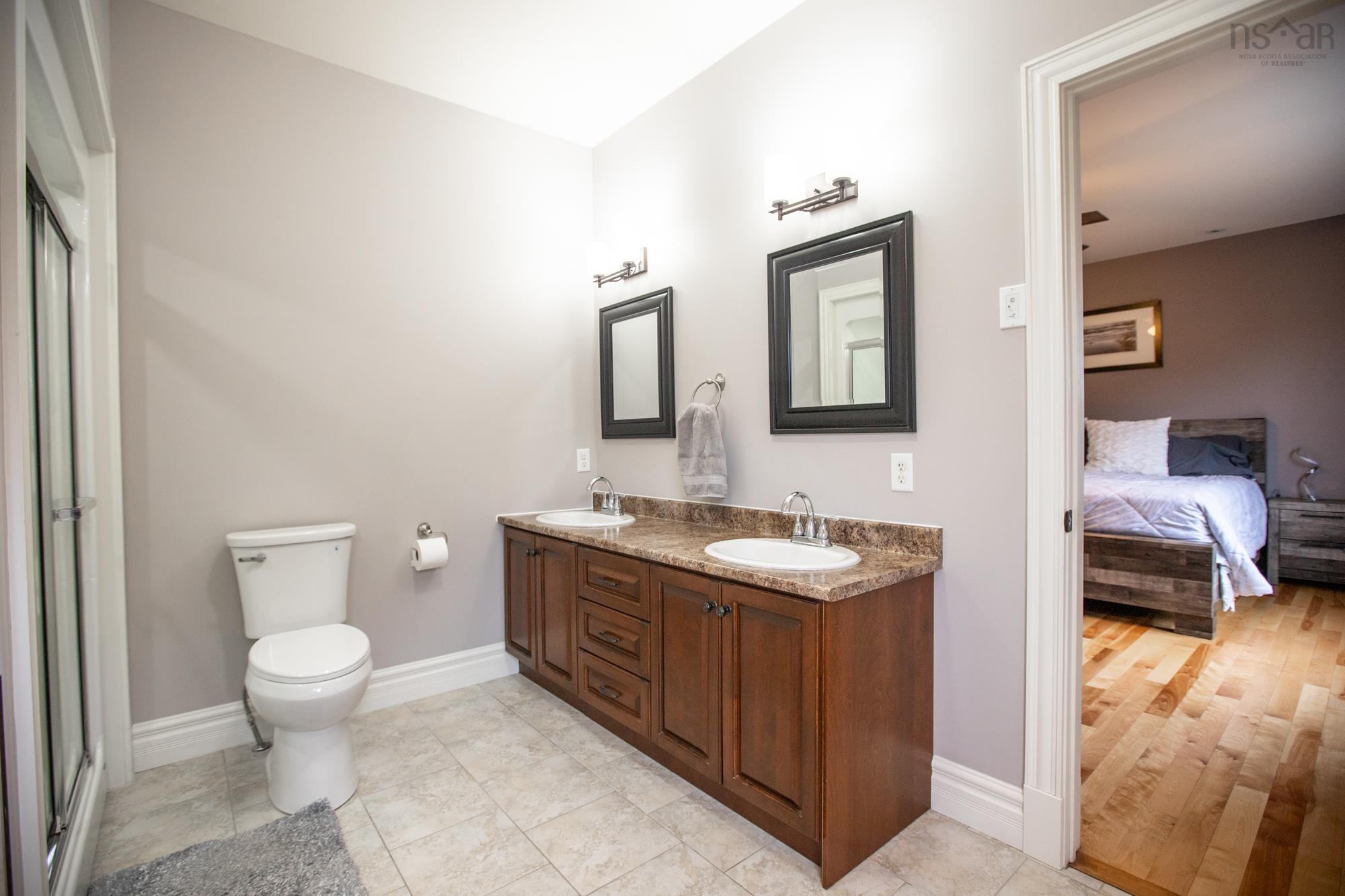 $829,900.00: 52 Cherrywood Drive, Dartmouth