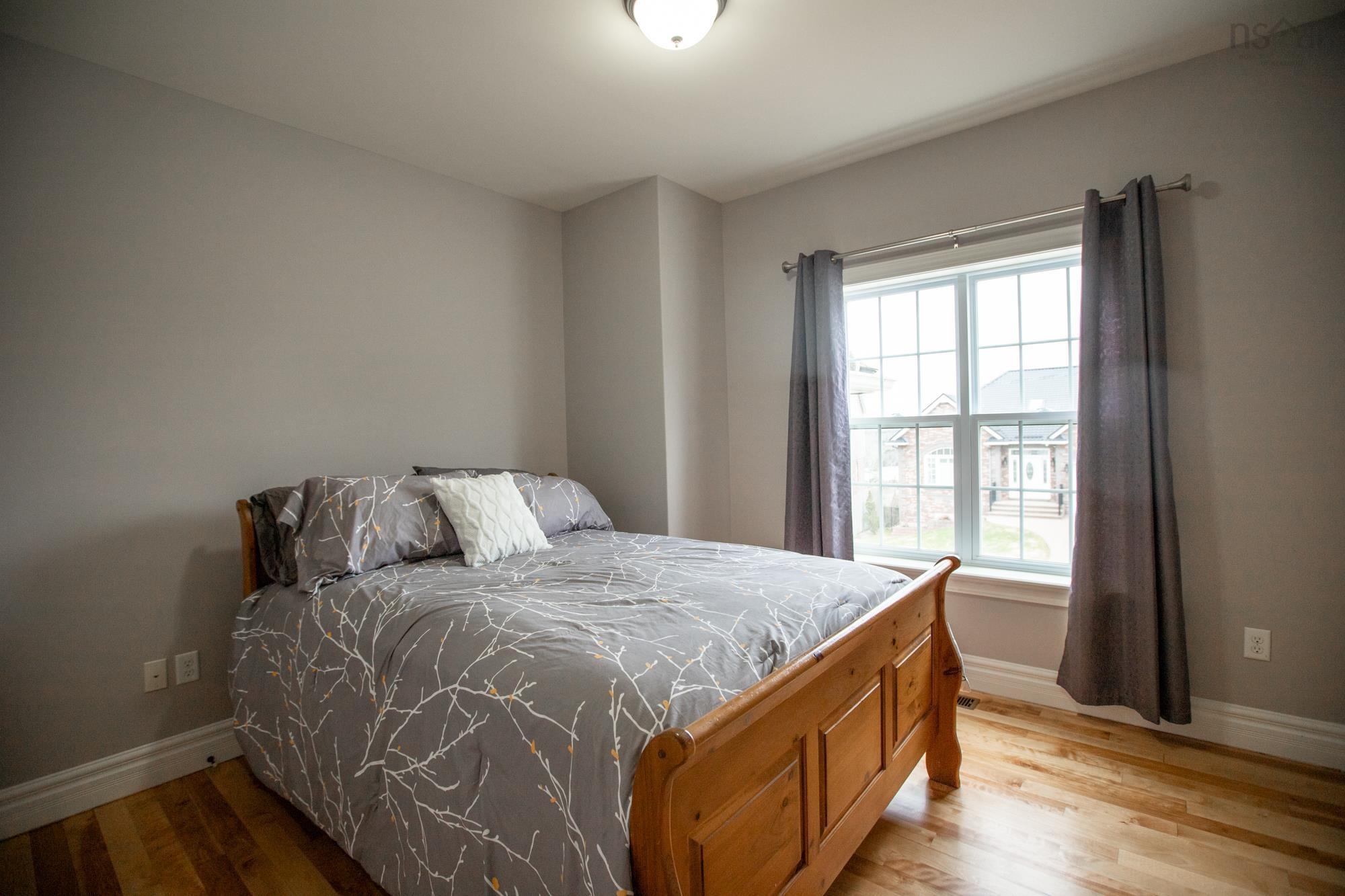 $829,900.00: 52 Cherrywood Drive, Dartmouth