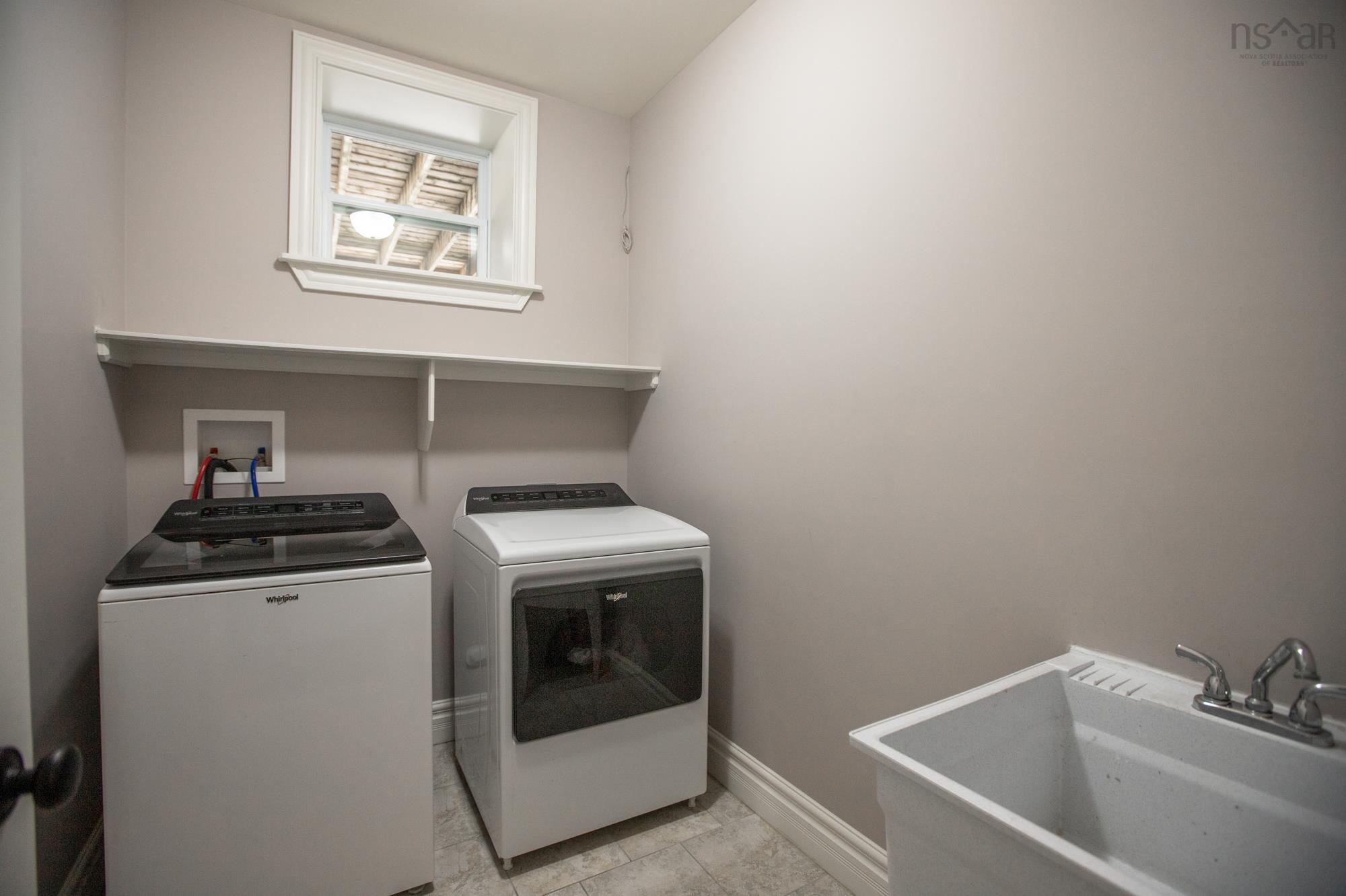 $829,900.00: 52 Cherrywood Drive, Dartmouth