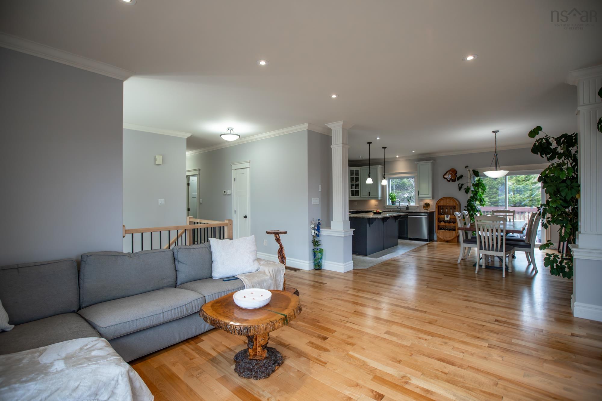 $829,900.00: 52 Cherrywood Drive, Dartmouth