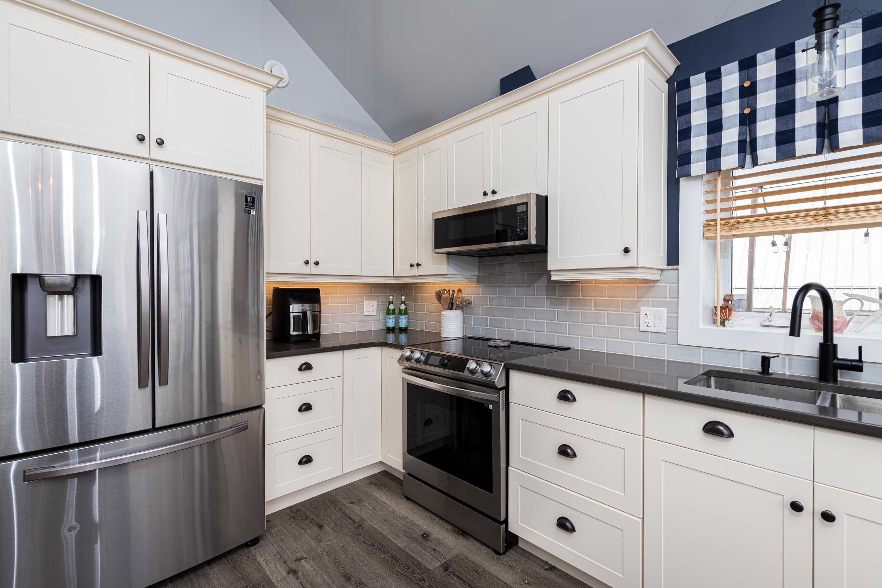 $449,900.00: 14 Monarch Terrace, Truro