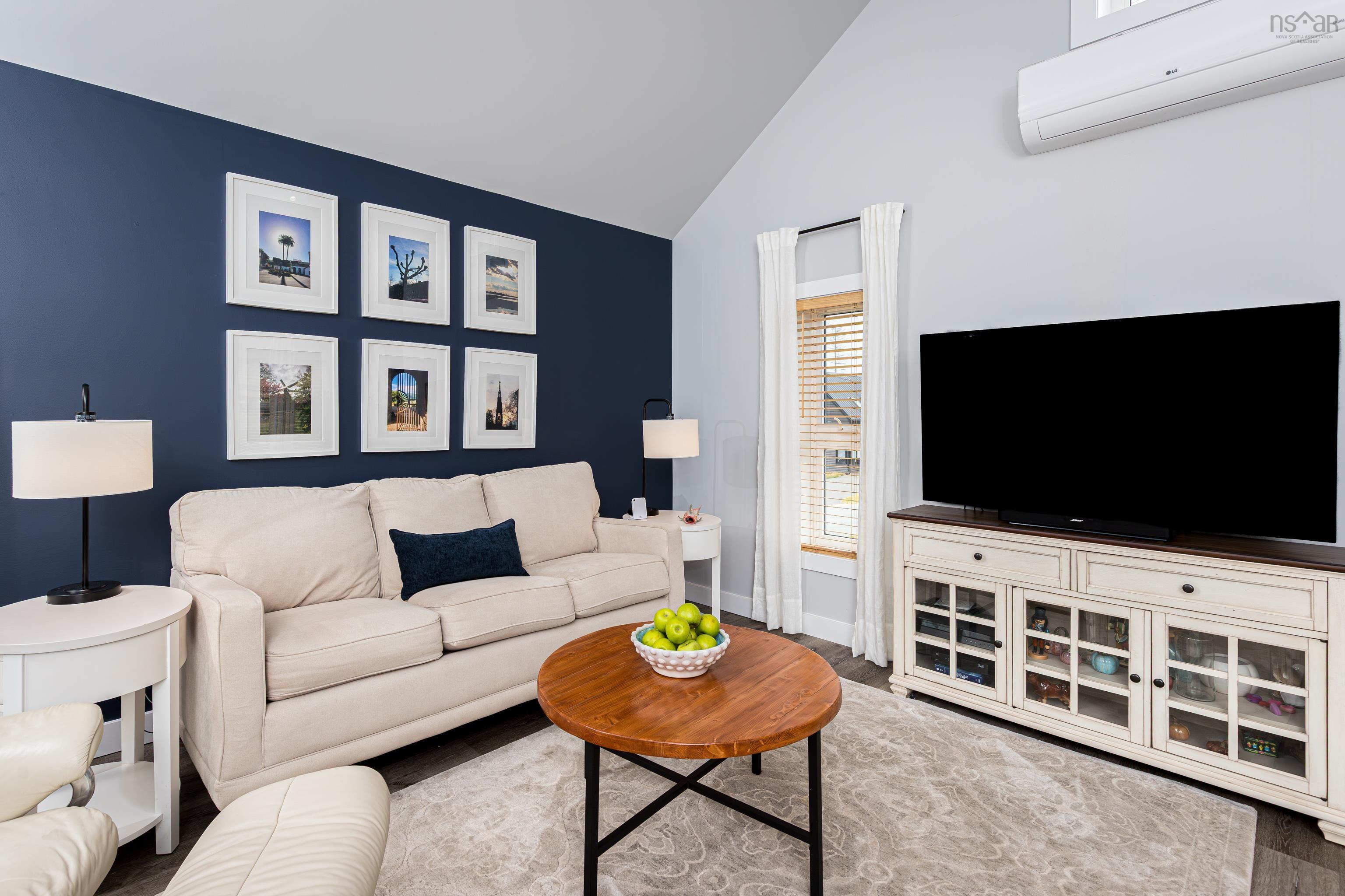 $449,900.00: 14 Monarch Terrace, Truro