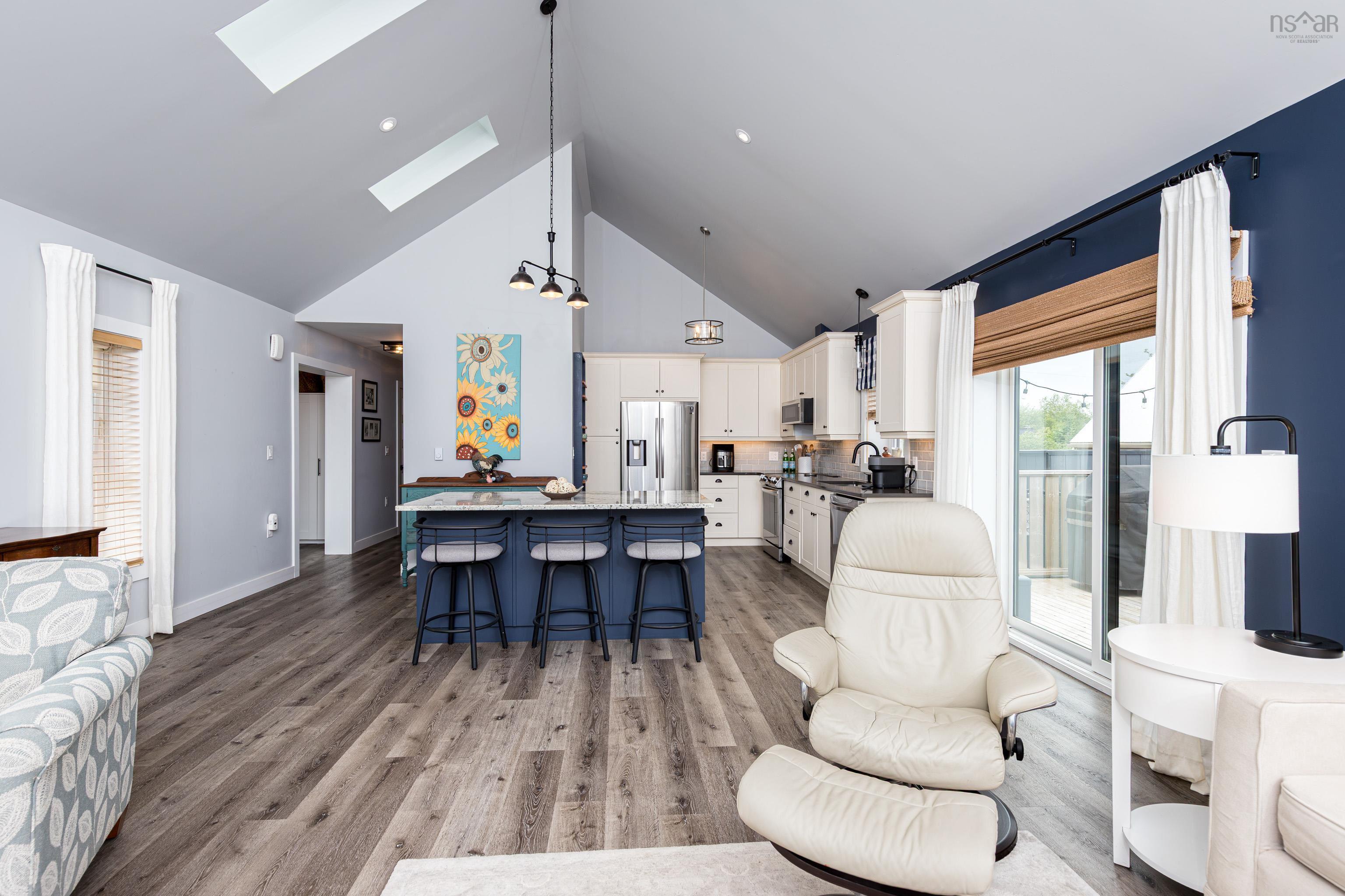 $449,900.00: 14 Monarch Terrace, Truro