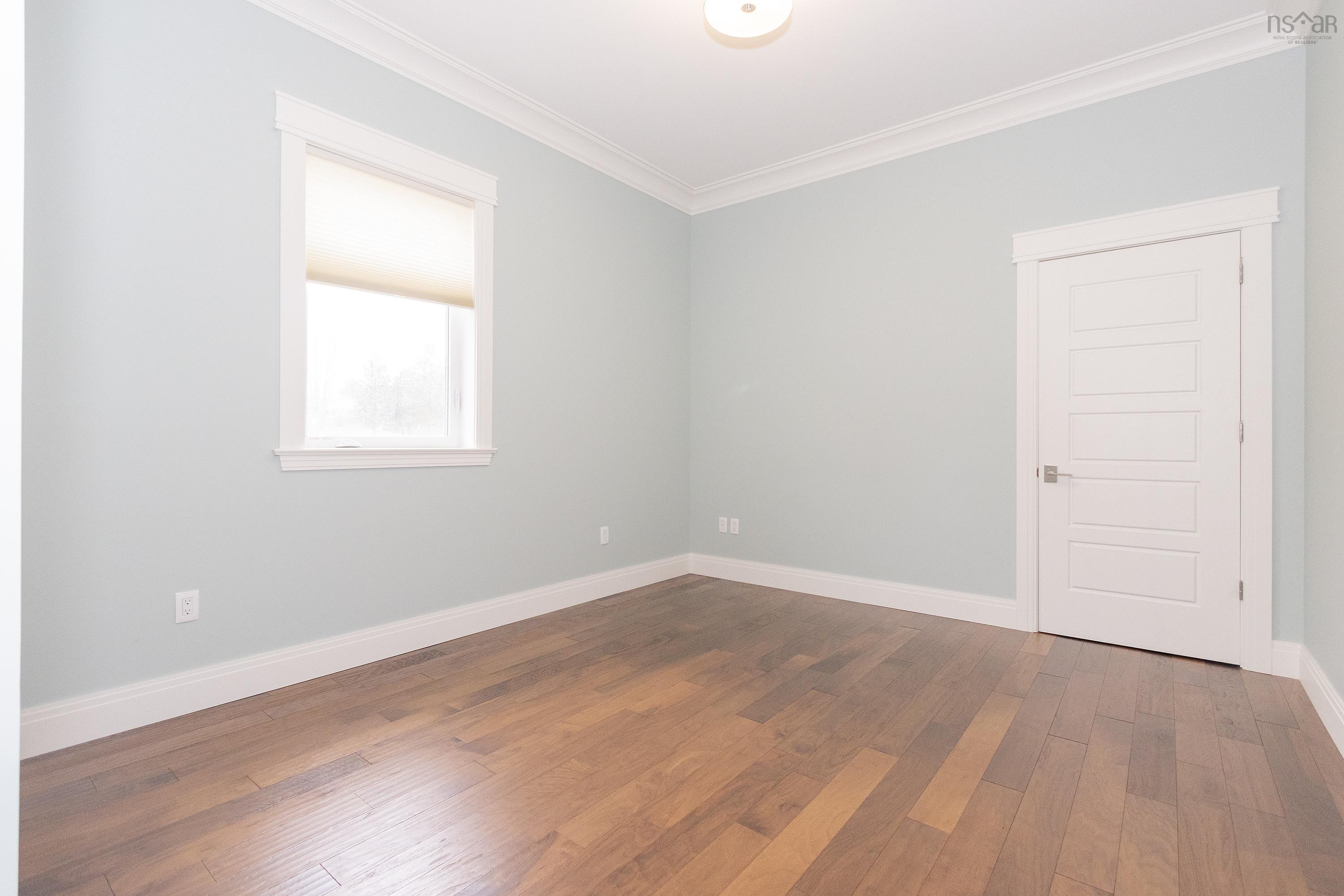 $1,100,000.00: 31 Gosling Glen, East Amherst