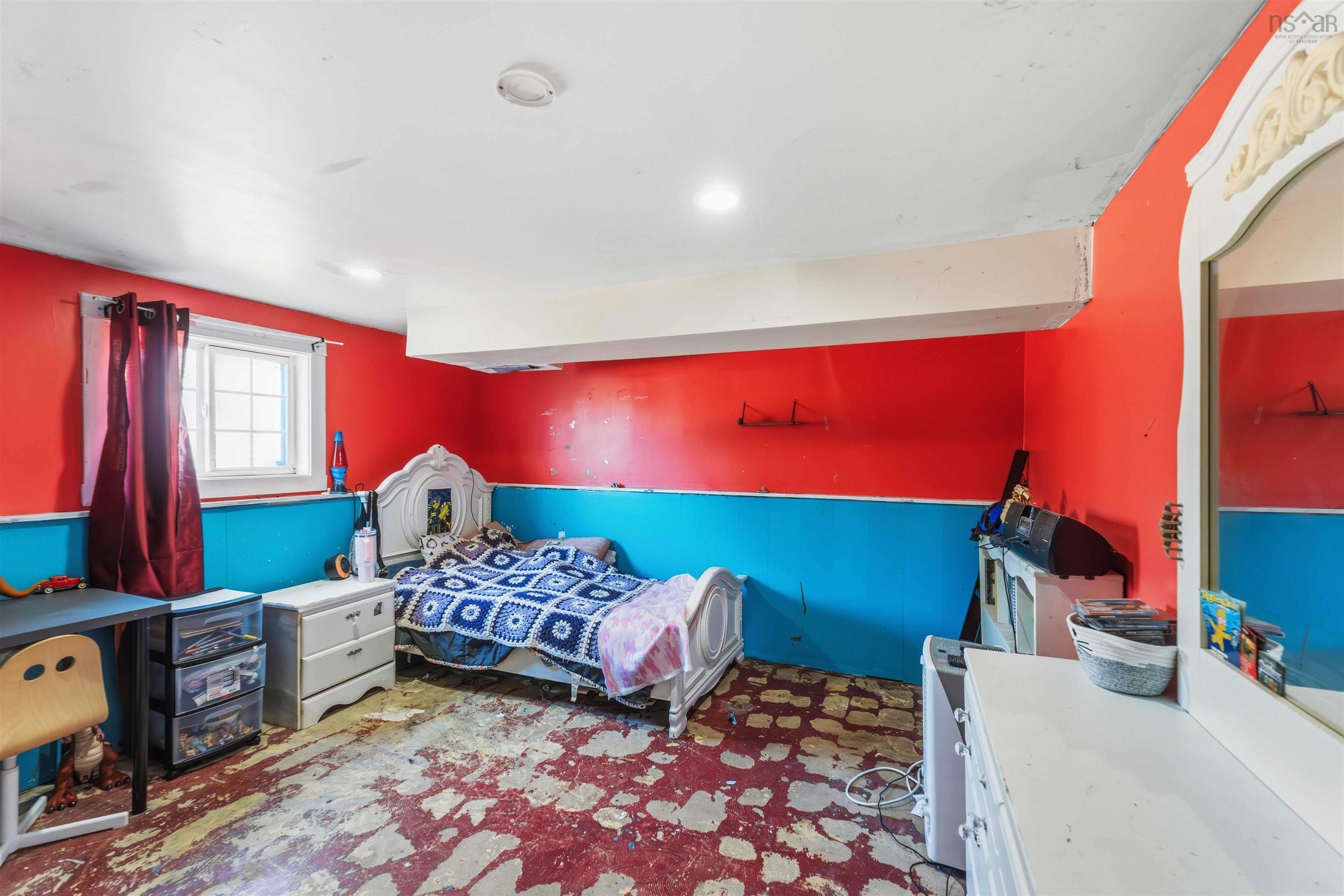 $310,000.00: 1793 Morden Road, Morden