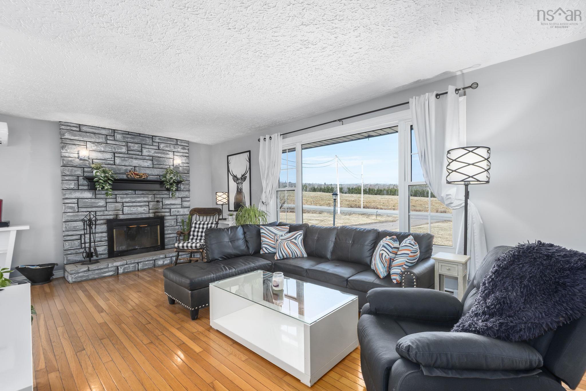 $424,900.00: 532 Harmony Ridge Road, Harmony