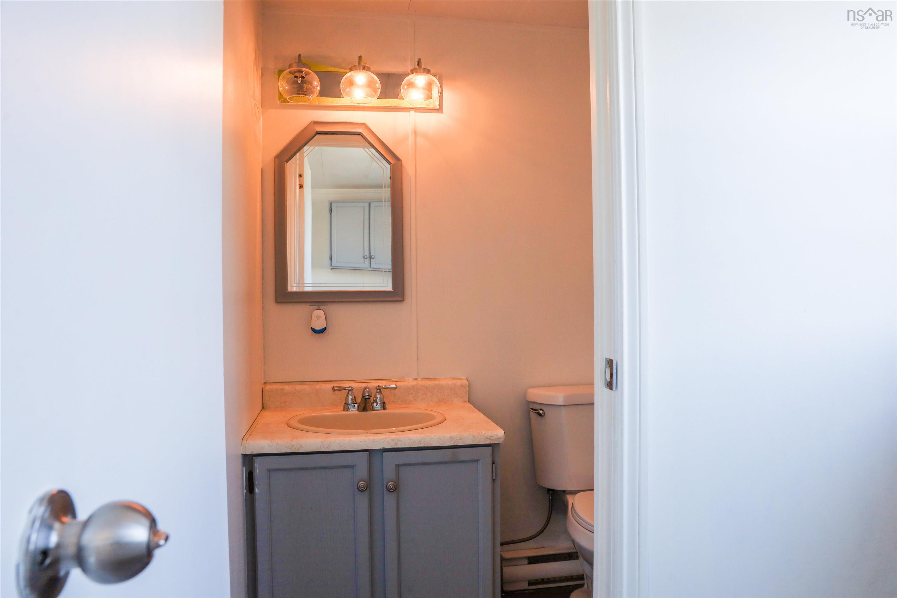 6 Apple Street, Dartmouth, NS (MLS 202607416)