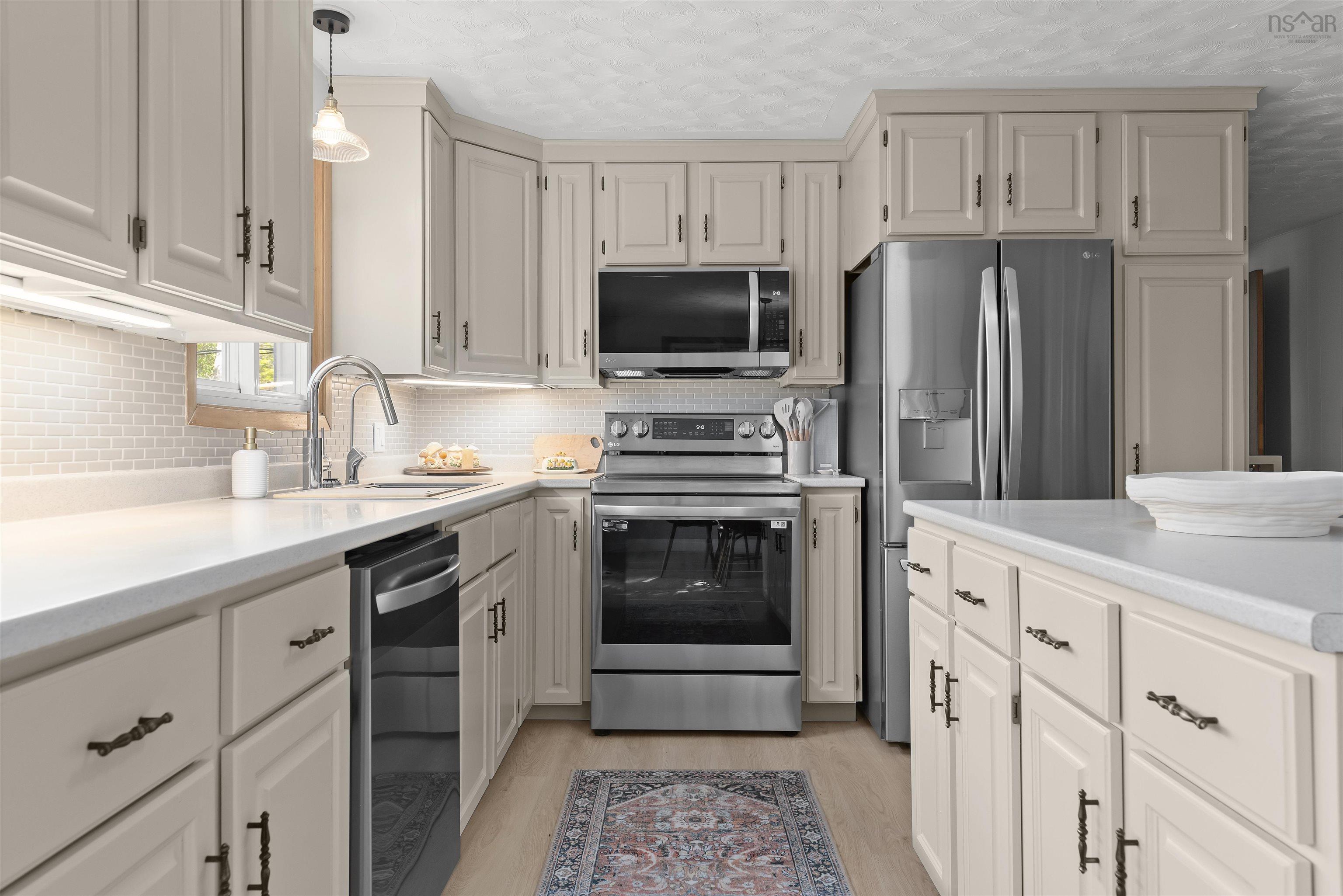 $874,900.00: 4780 Aylesford Road, Lake George